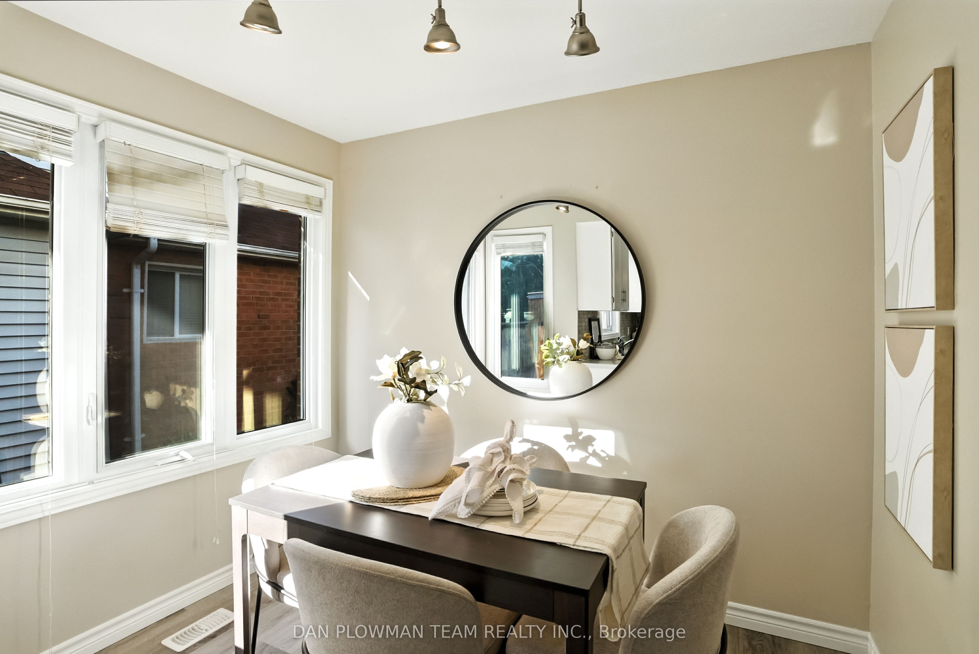 12 Longwood Court Property Photo 16
