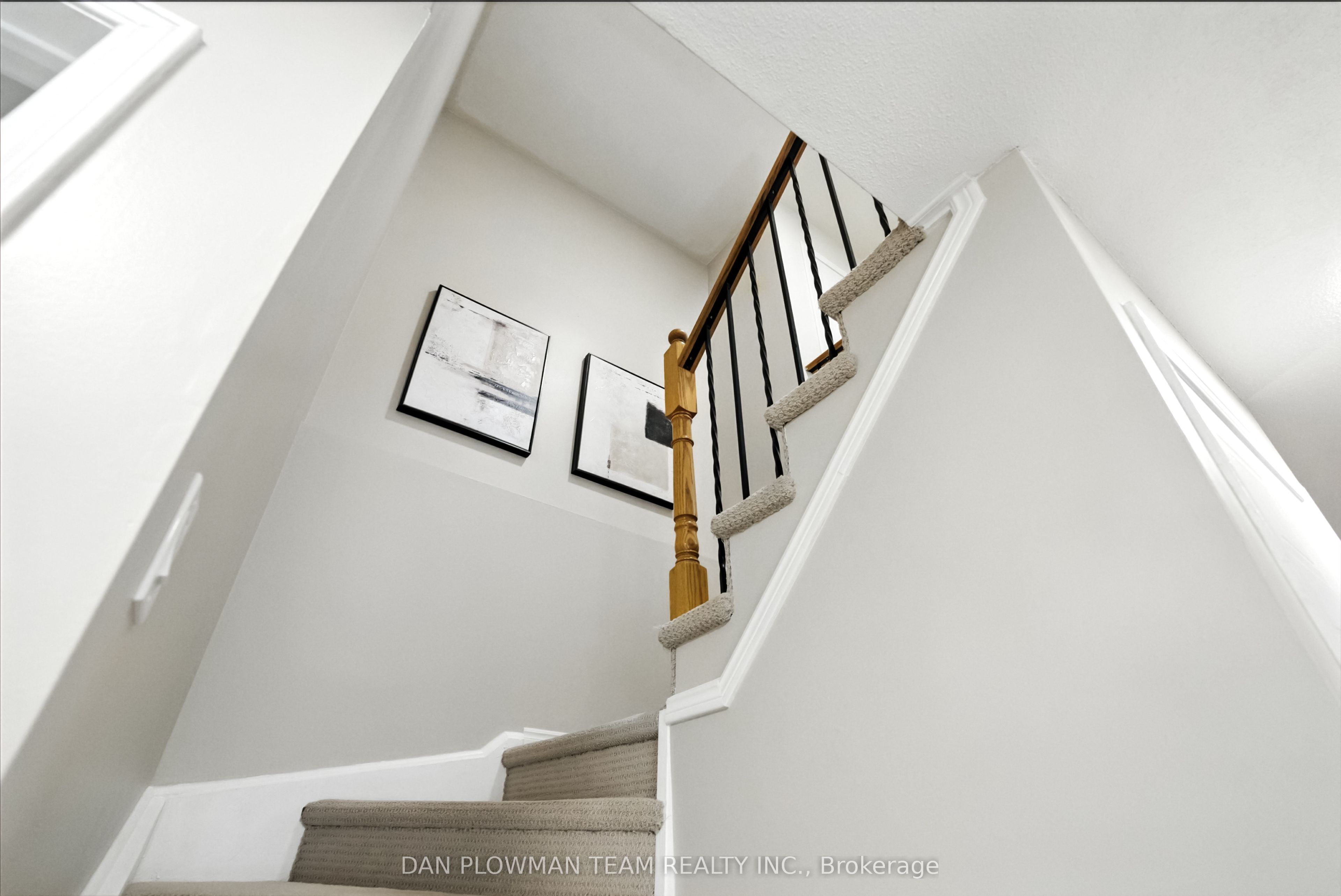12 Longwood Court Property Photo 20
