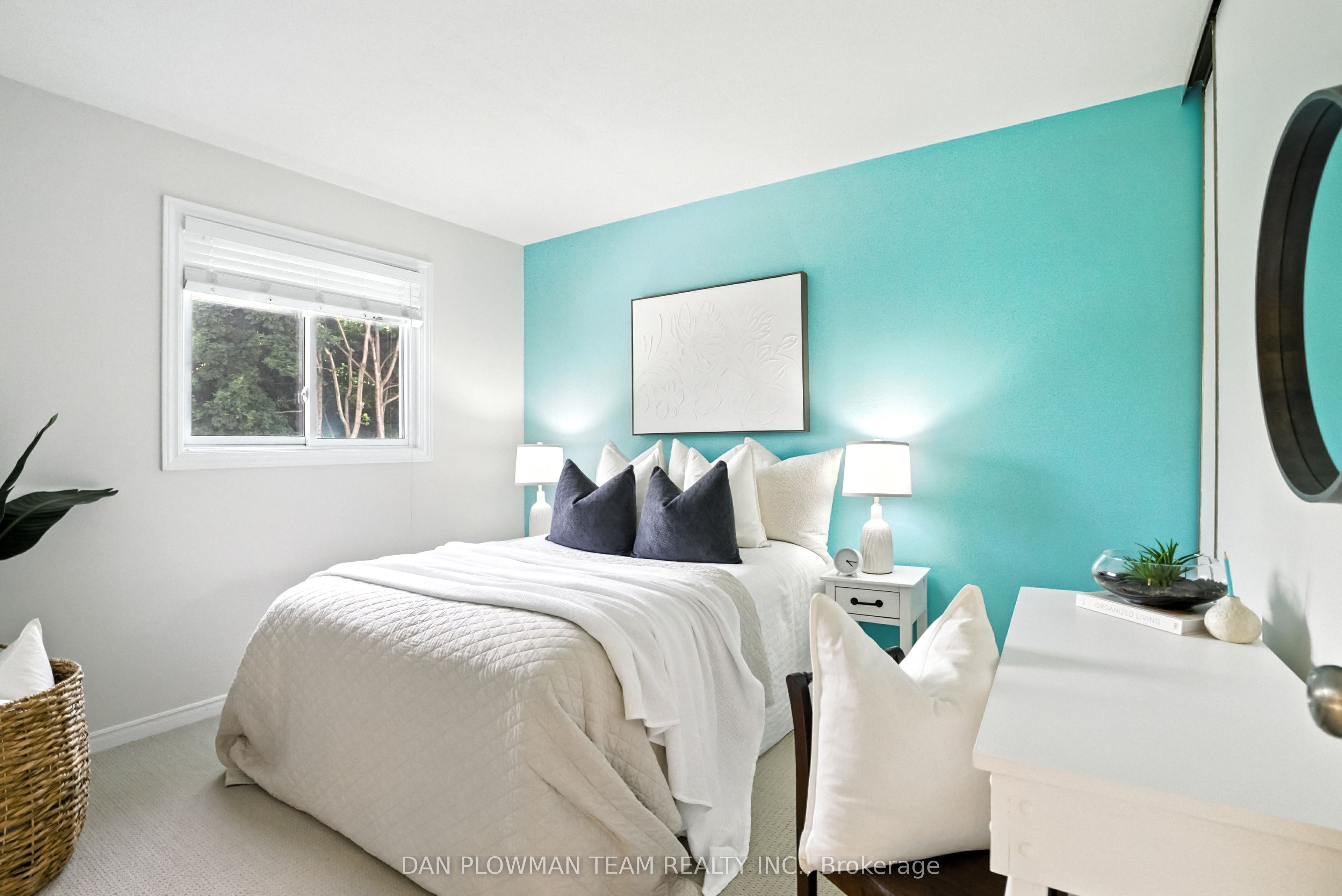 12 Longwood Court Property Photo 30