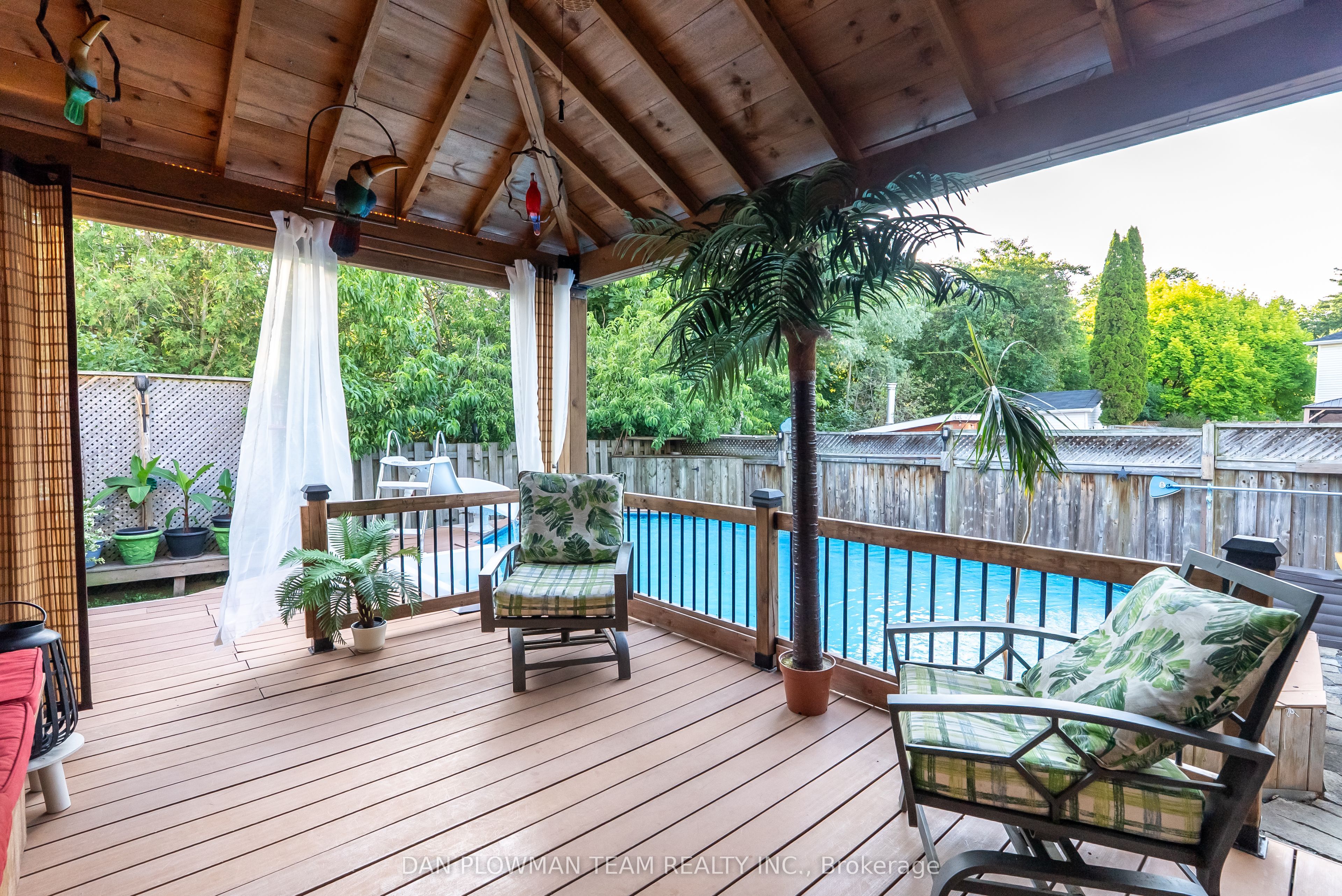 12 Longwood Court Property Photo 37