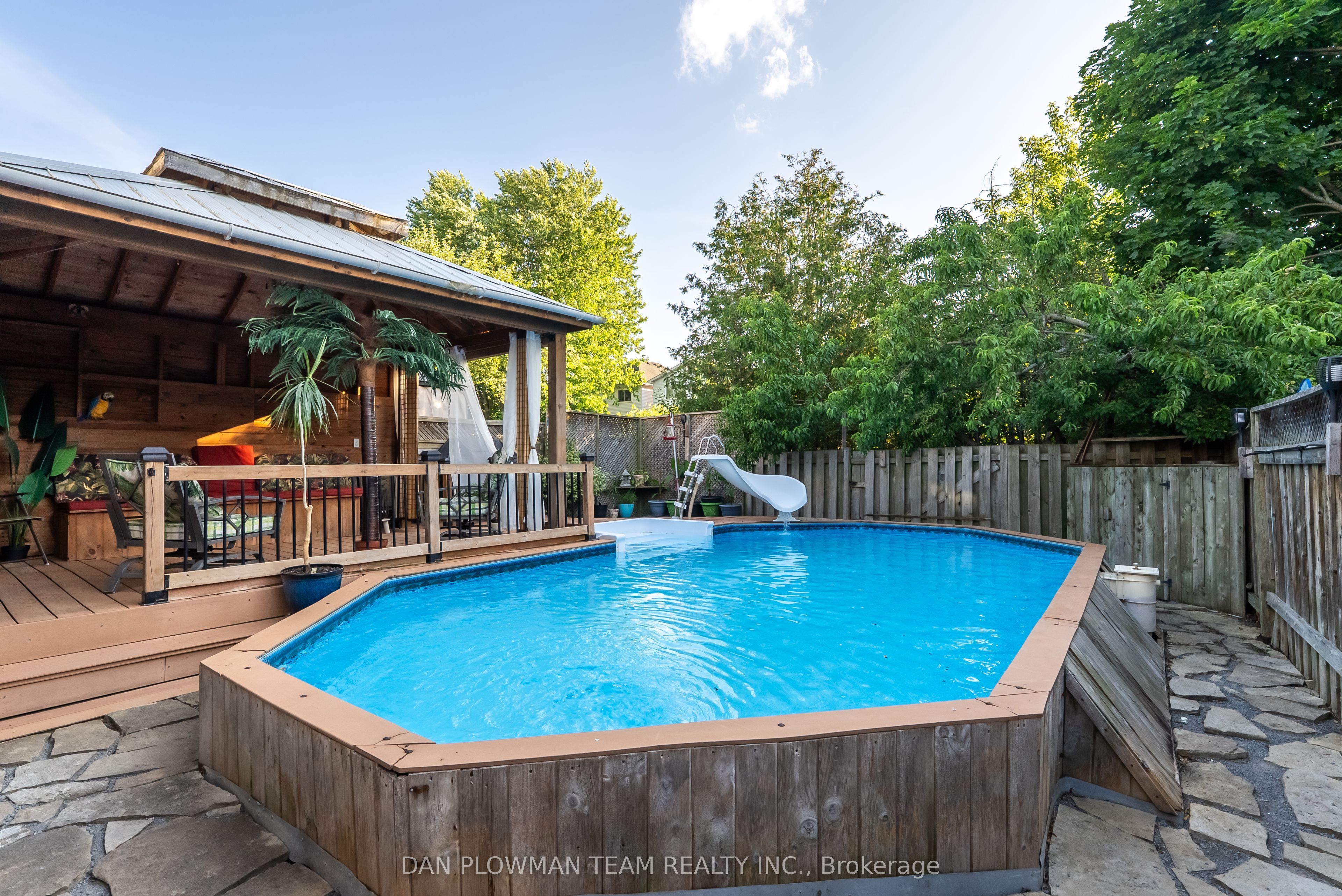 12 Longwood Court Property Photo 40