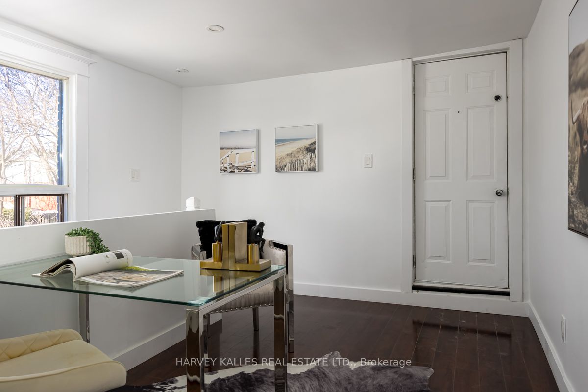 256 Sammon Avenue Property Photo 13