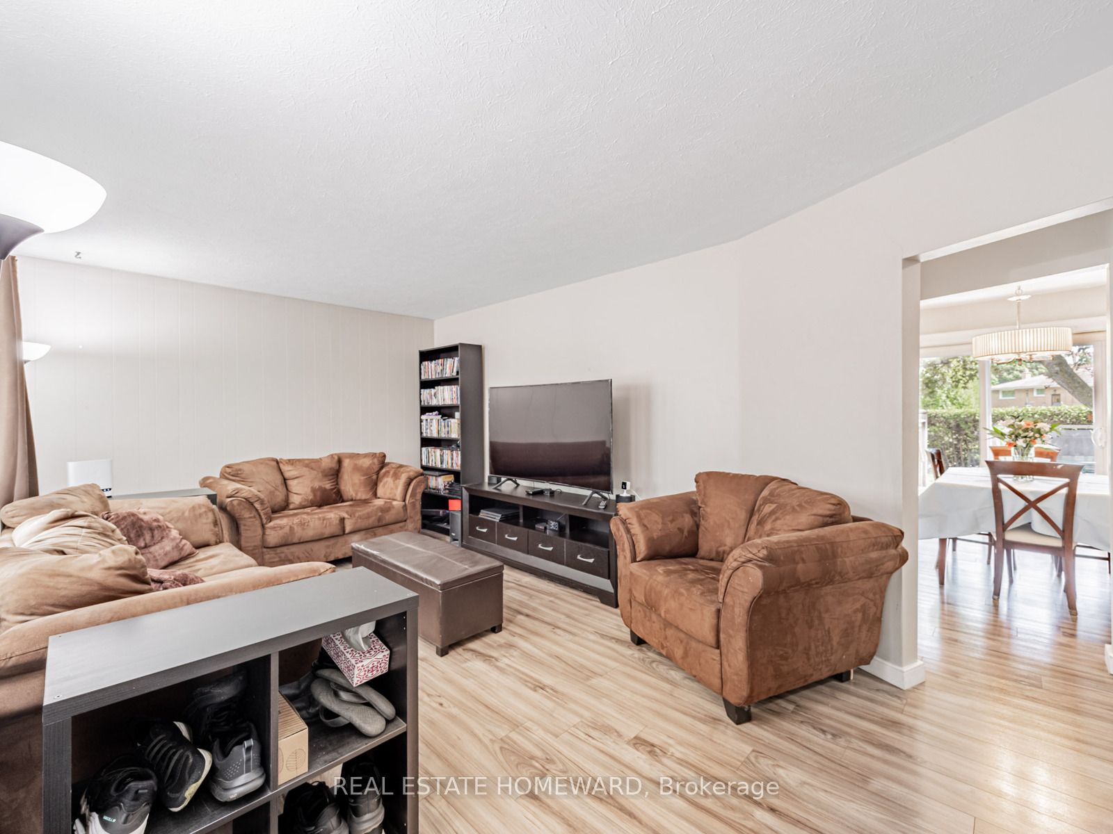 793 Eastglen Drive Property Photo 6