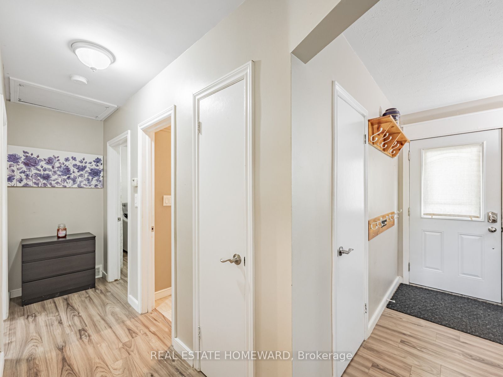 793 Eastglen Drive Property Photo 13