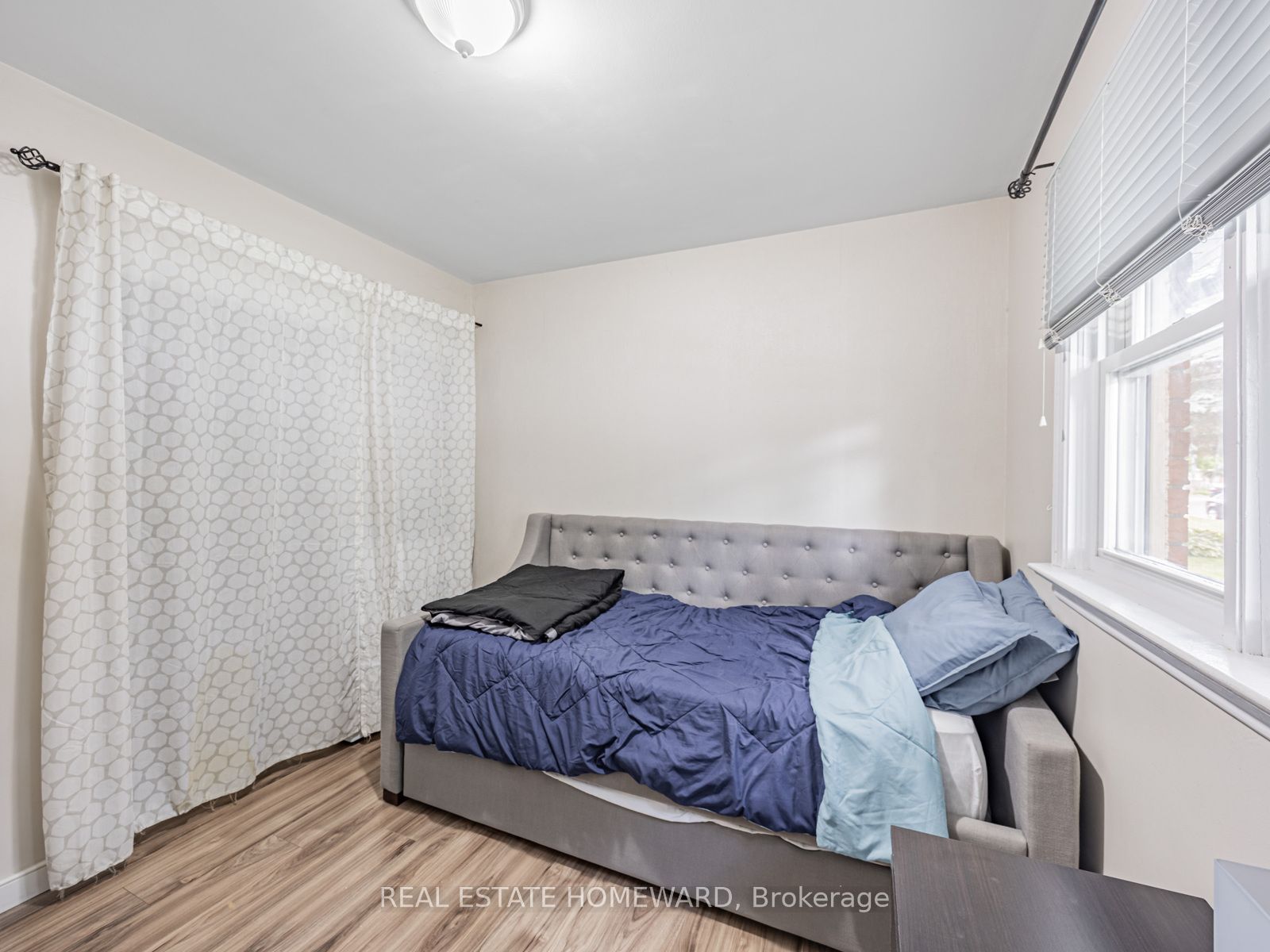 793 Eastglen Drive Property Photo 16