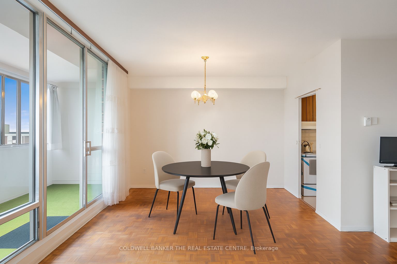 1 Massey Square Ph 15 Property Photo 5