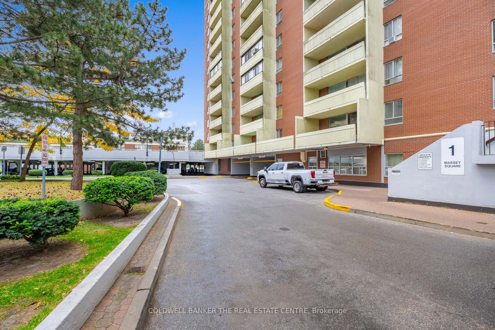 1 Massey Square Ph 15 Property Photo 8