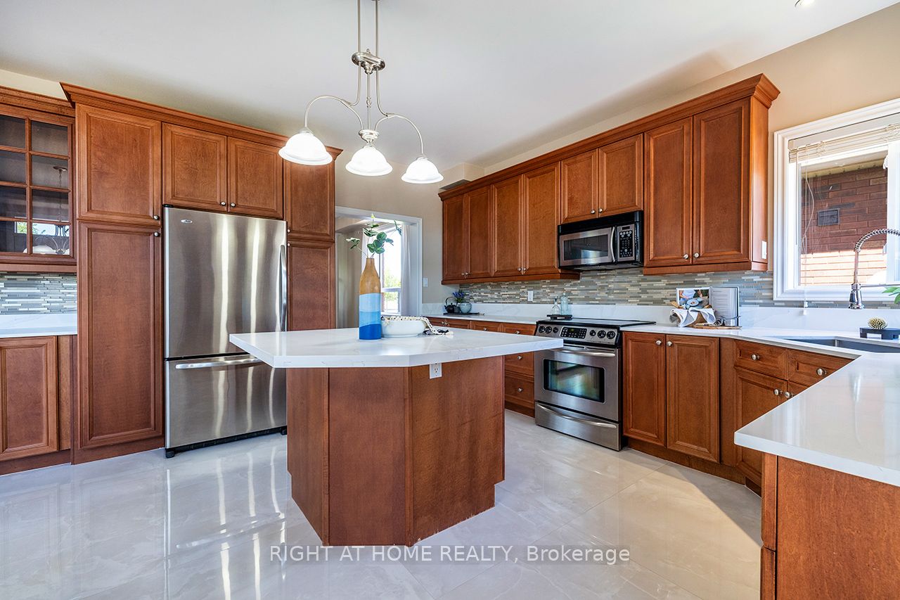 148 Brookhouse Drive Property Photo 7