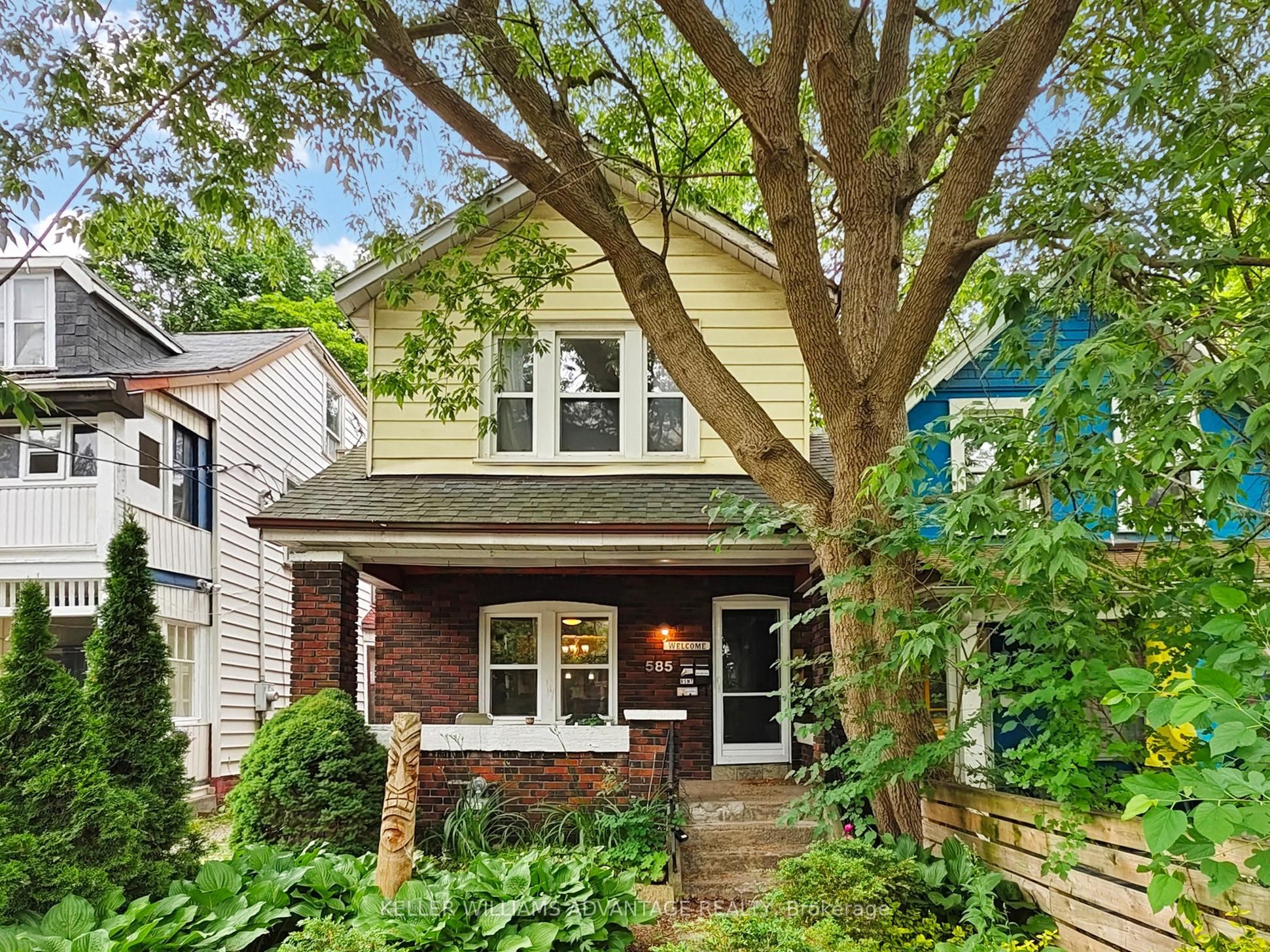 585 Woodbine Avenue Property Photo 1