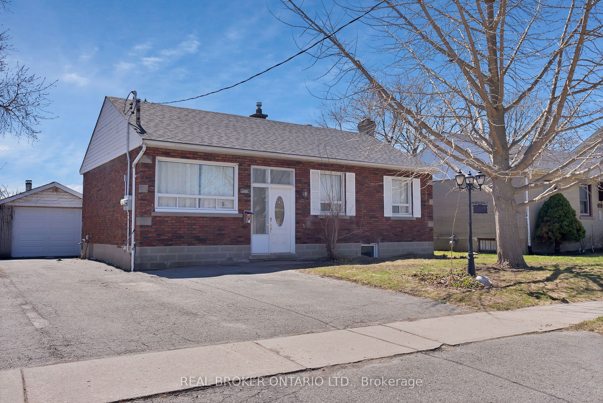 87 Wellington Avenue W Bsmt Property Photo 1