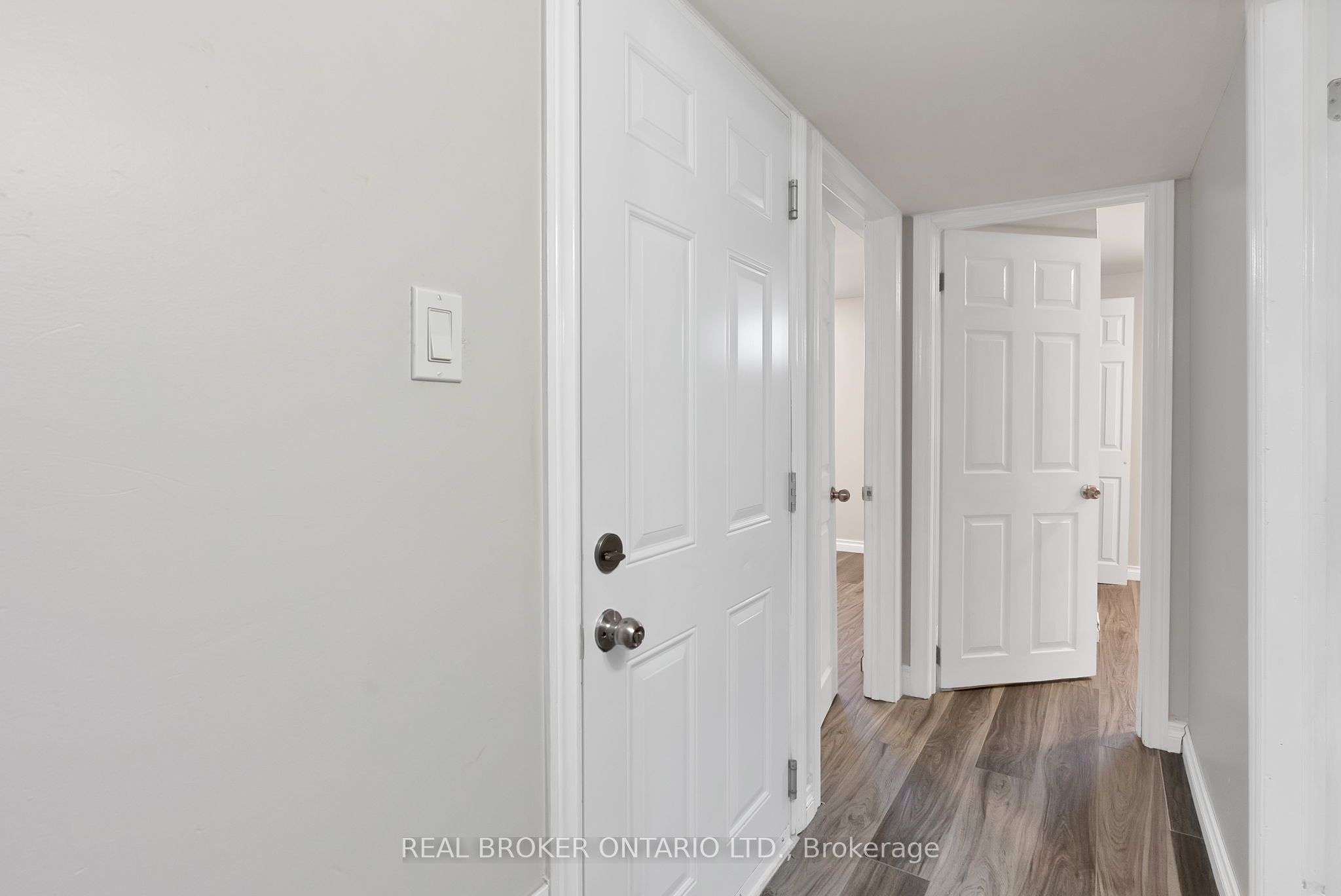 87 Wellington Avenue W Bsmt Property Photo 7
