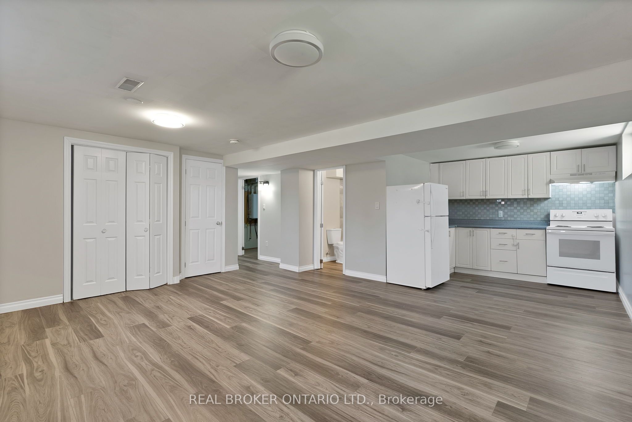 87 Wellington Avenue W Bsmt Property Photo 12