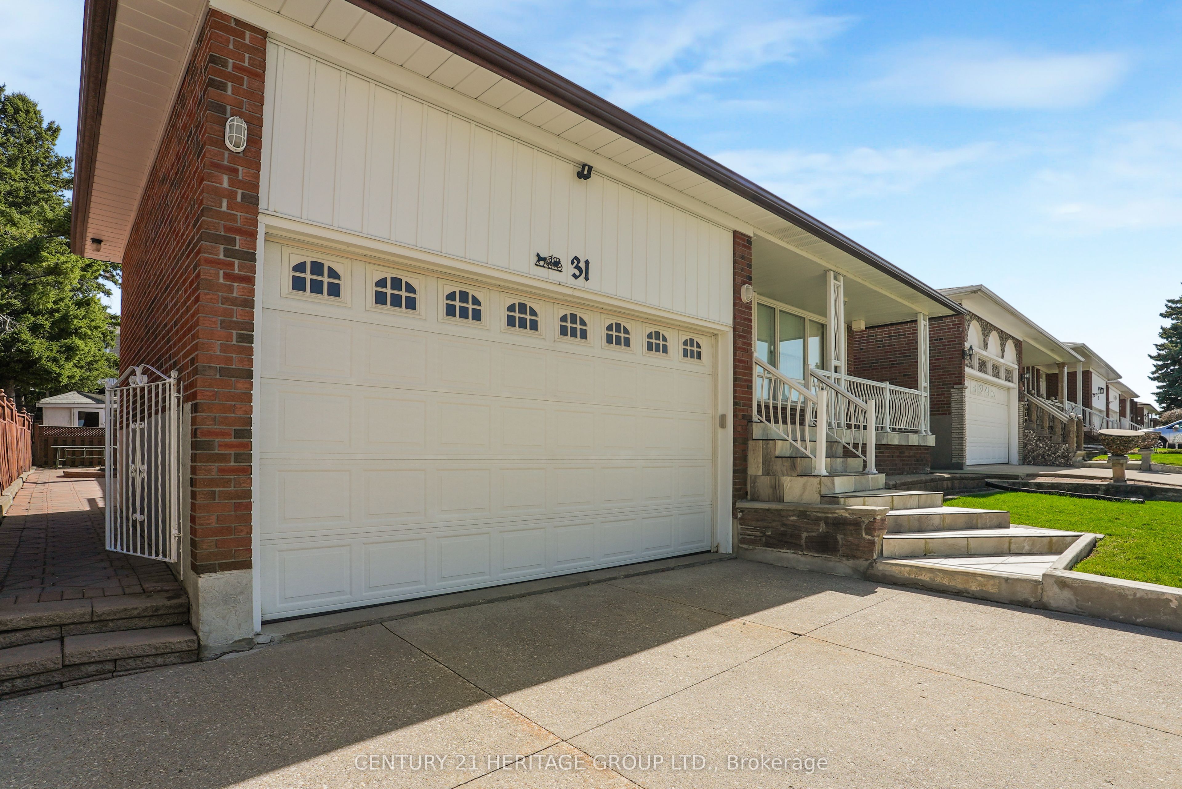 31 Scarden Avenue Property Photo 4