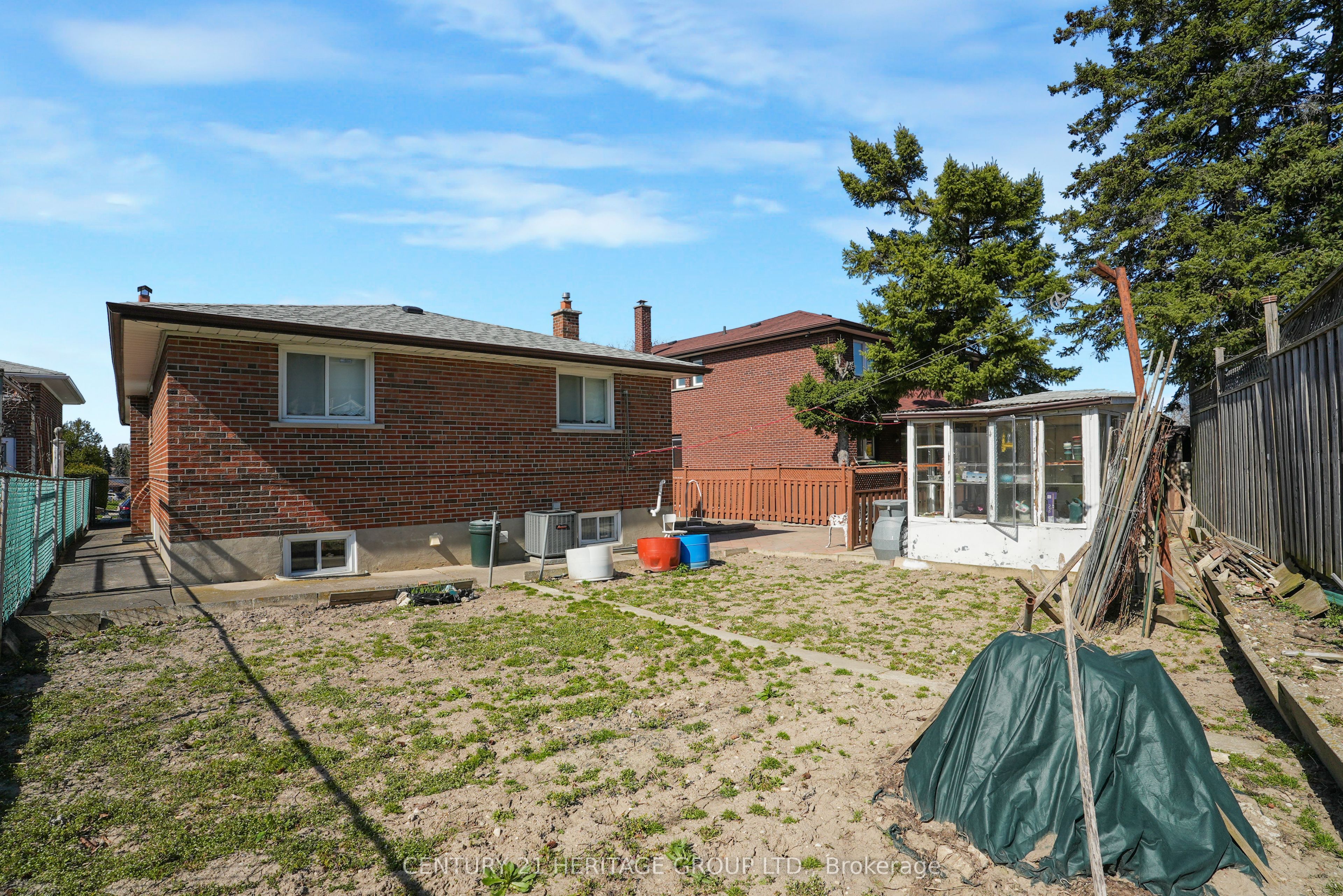 31 Scarden Avenue Property Photo 9