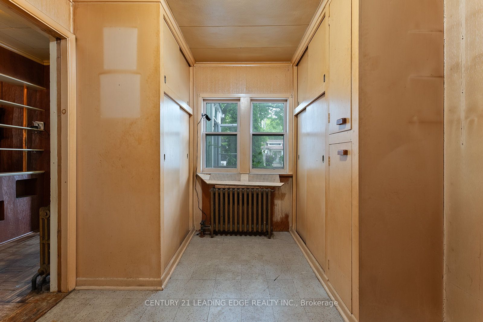 102 Kalmar Avenue N Property Photo 10