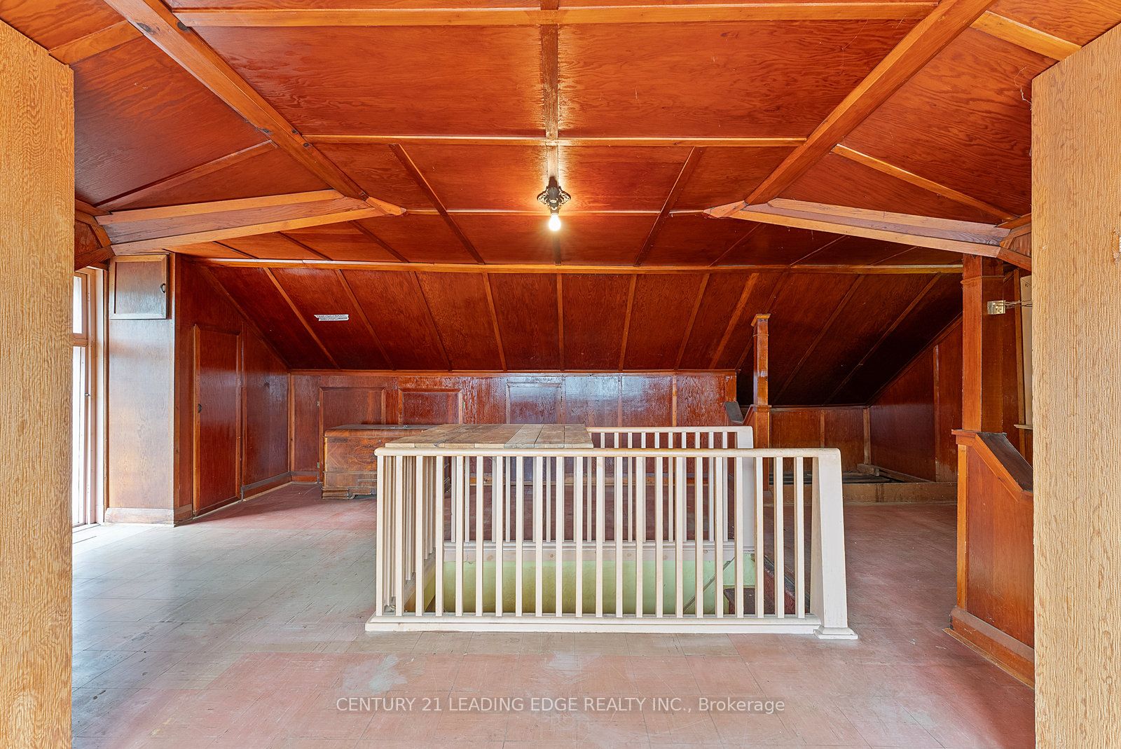 102 Kalmar Avenue N Property Photo 18