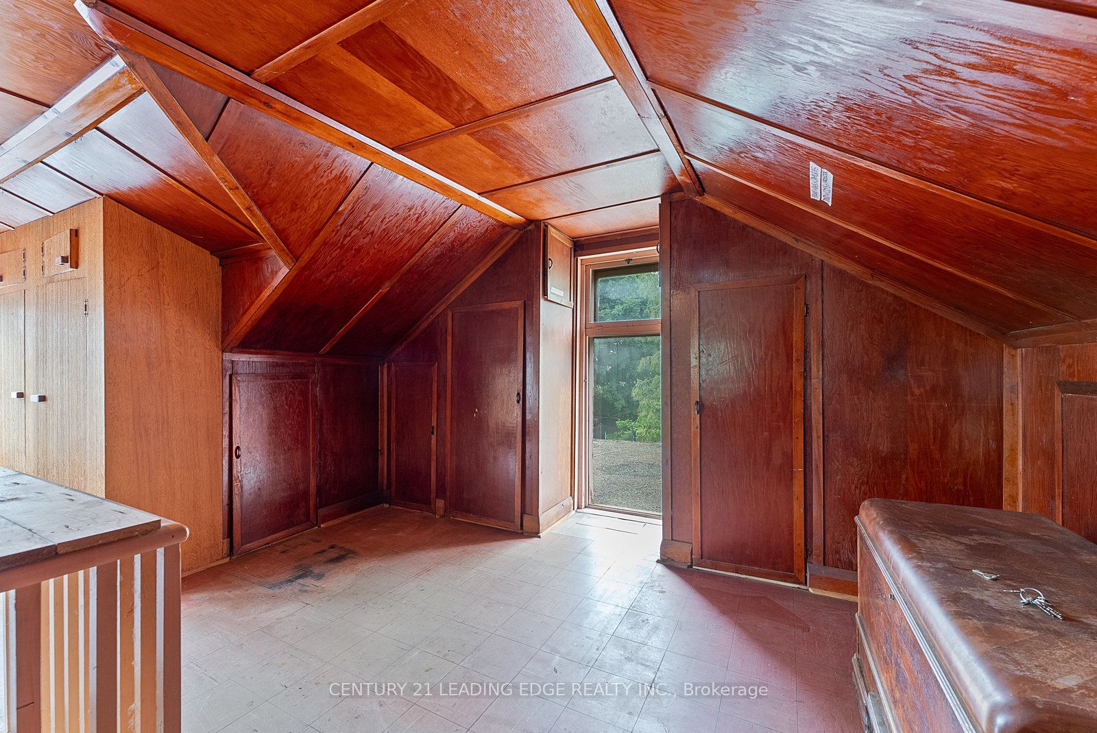 102 Kalmar Avenue N Property Photo 20