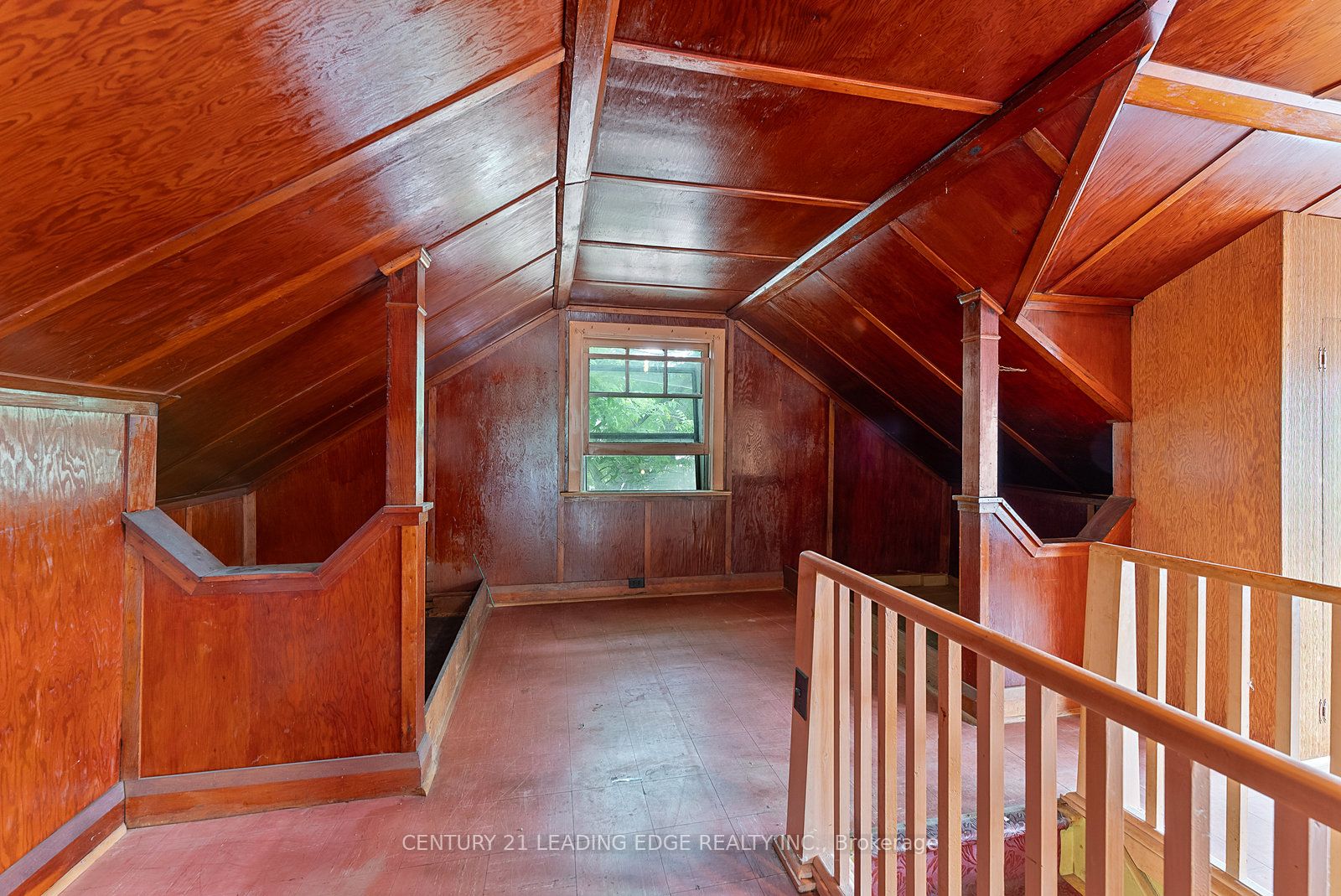 102 Kalmar Avenue N Property Photo 21
