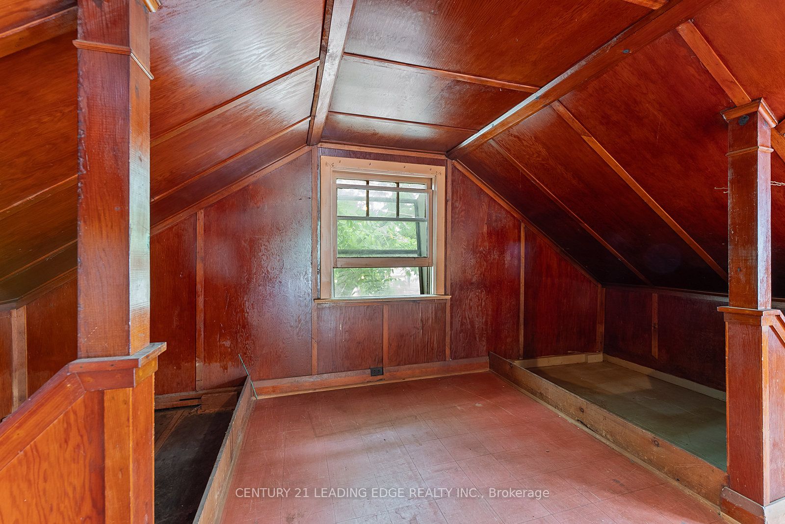102 Kalmar Avenue N Property Photo 23