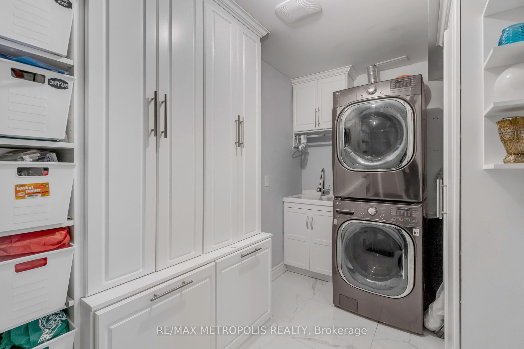 345 Old Harwood Avenue Property Photo 13