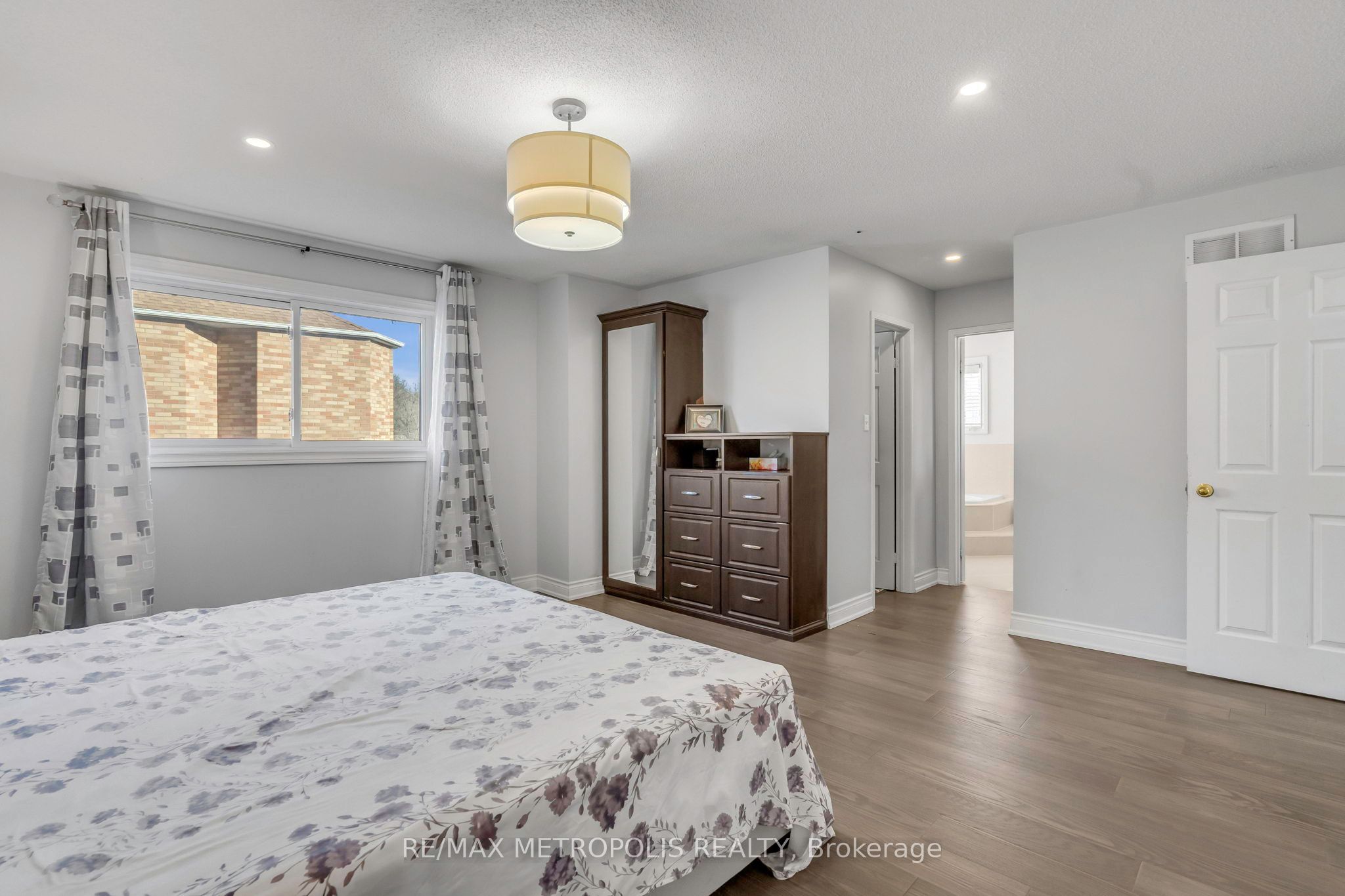 345 Old Harwood Avenue Property Photo 15