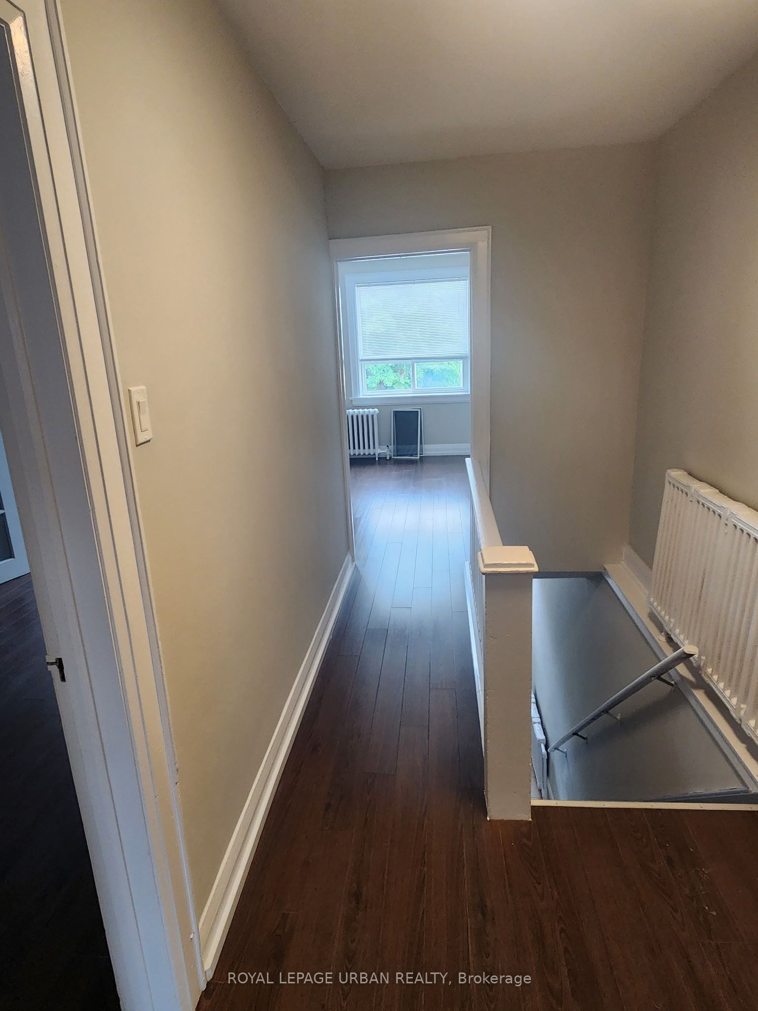 132a O'connor Drive Upper Property Photo 5