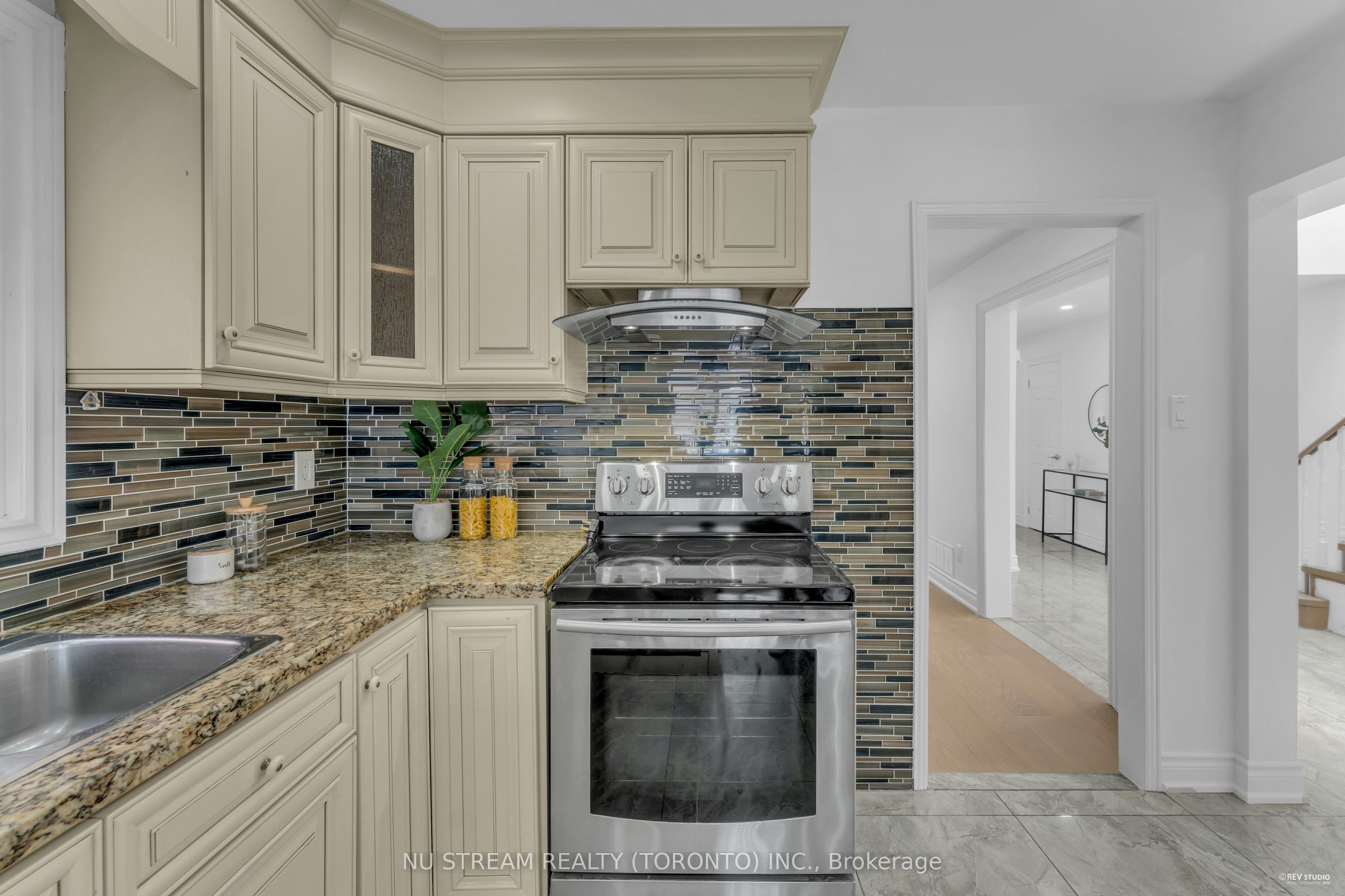26 Silbury Drive Property Photo 22