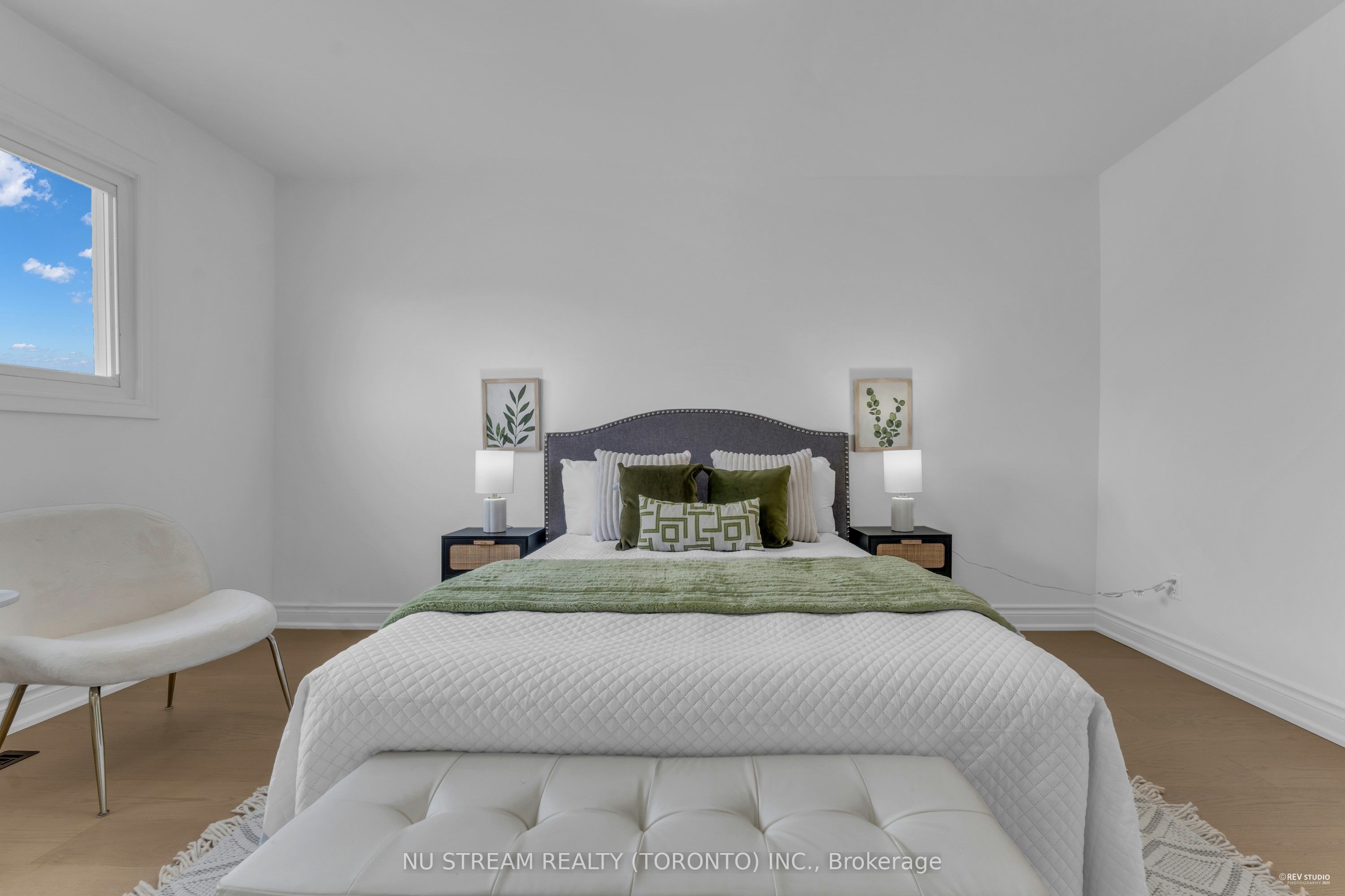 26 Silbury Drive Property Photo 24