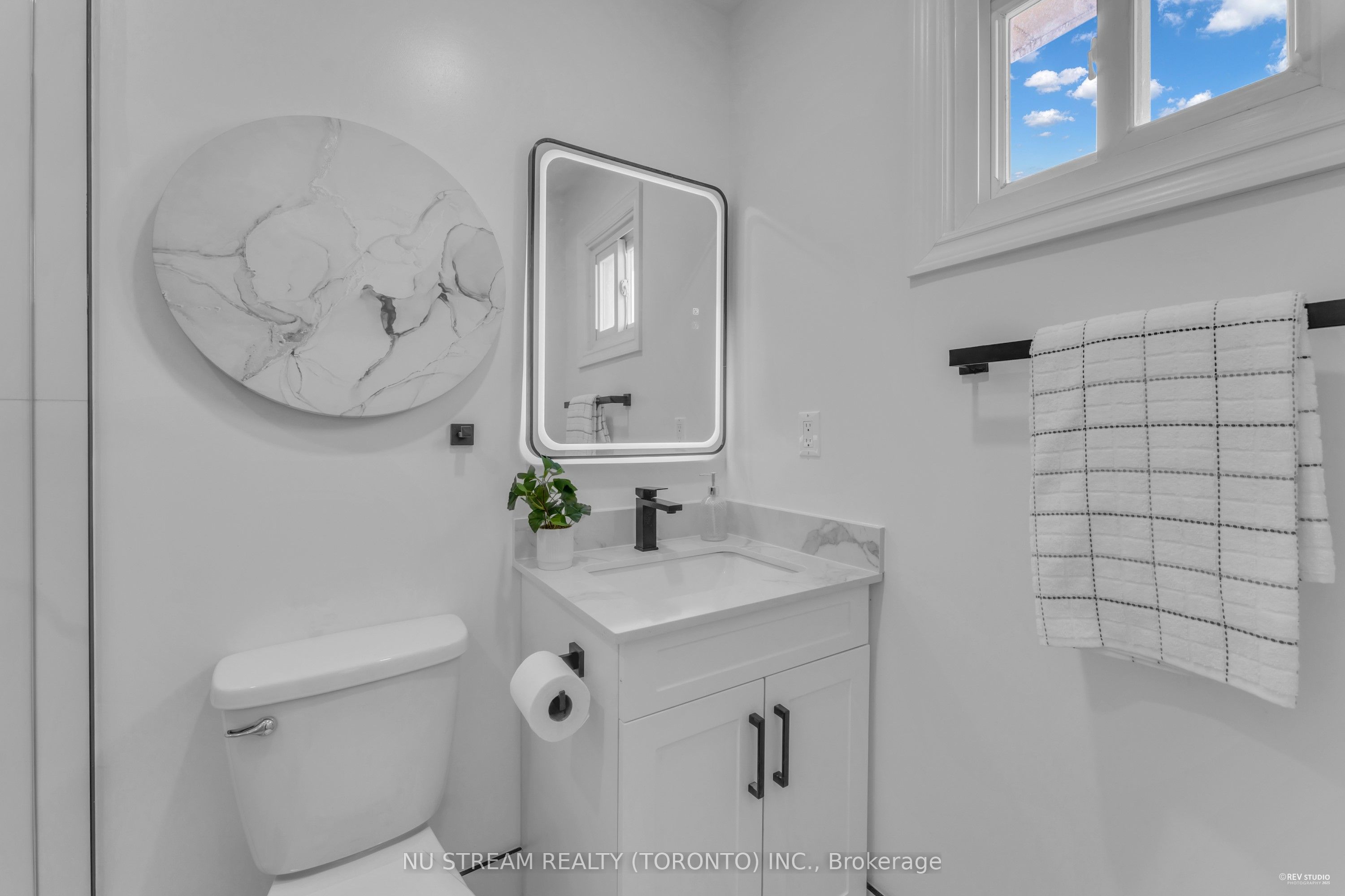 26 Silbury Drive Property Photo 26