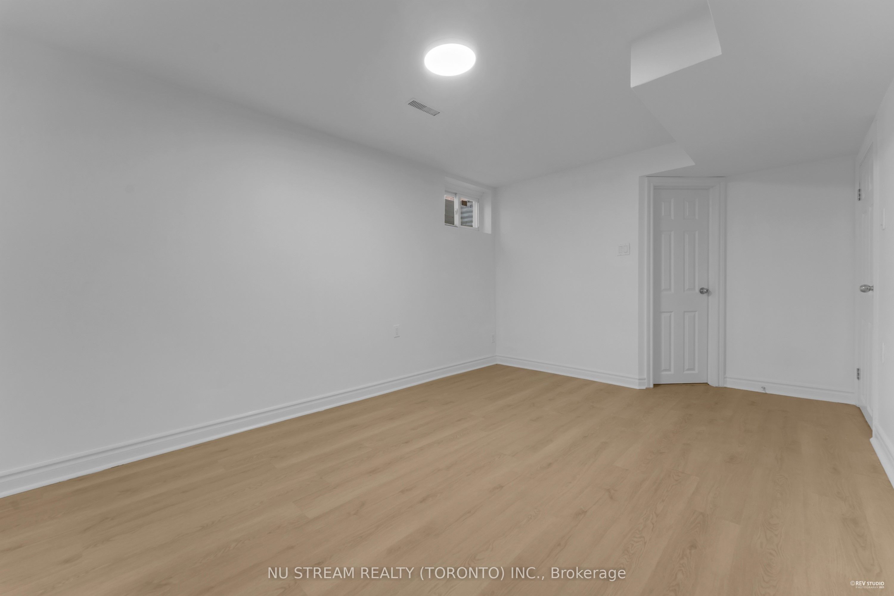 26 Silbury Drive Property Photo 43
