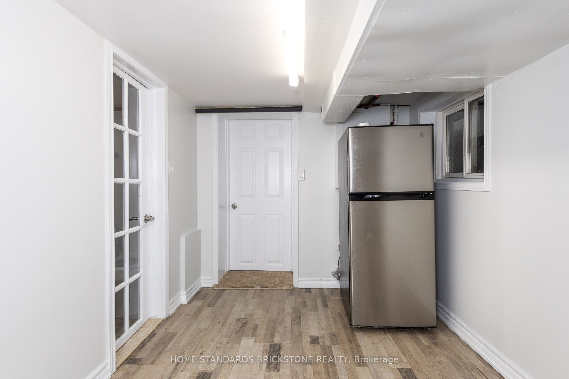 792 Pape Avenue Lower Property Photo 7
