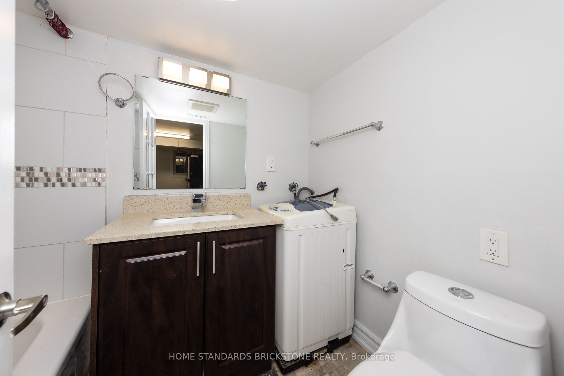792 Pape Avenue Lower Property Photo 13