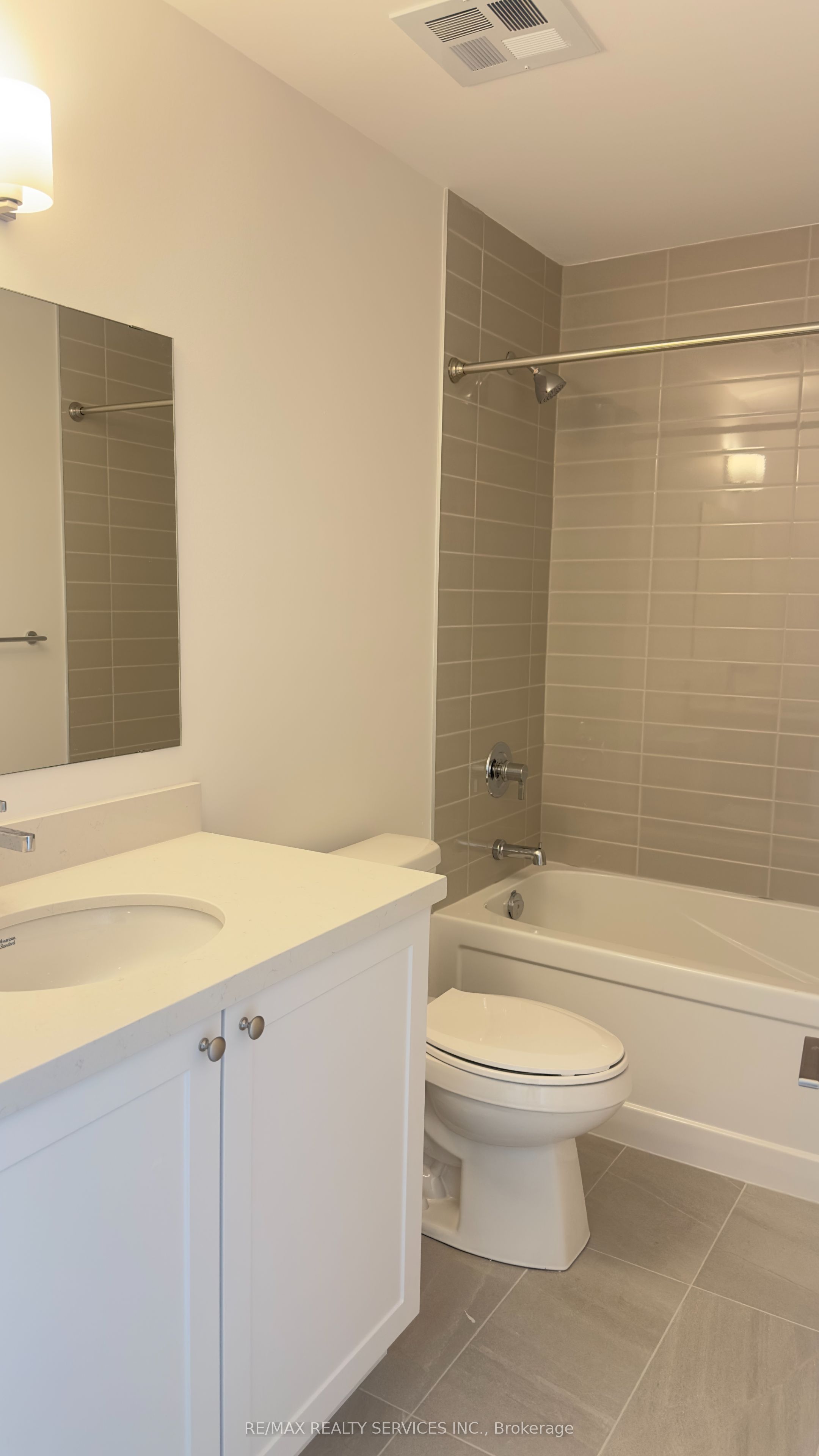#706 - 55 Clarington Boulevard Property Photo 8