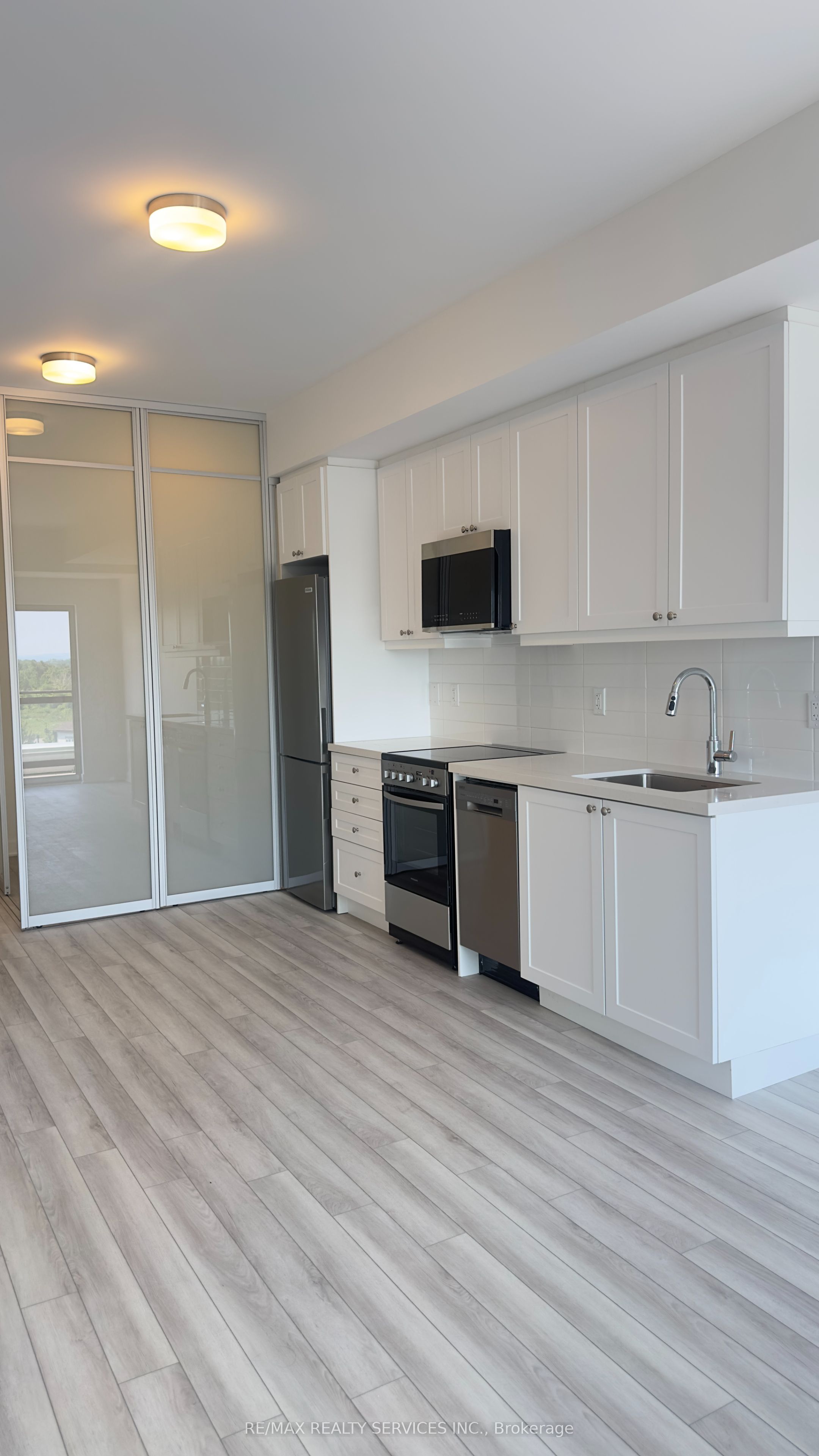 #706 - 55 Clarington Boulevard Property Photo 9