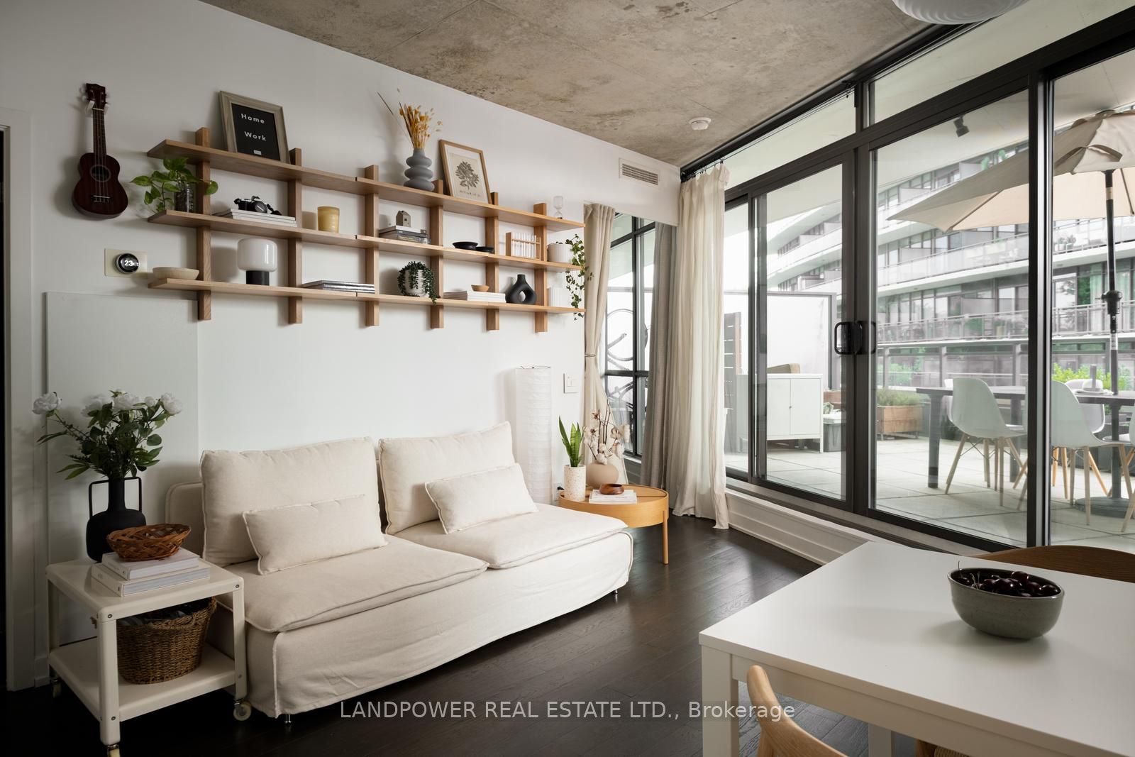 #302 - 1201 Dundas Street Property Photo 1