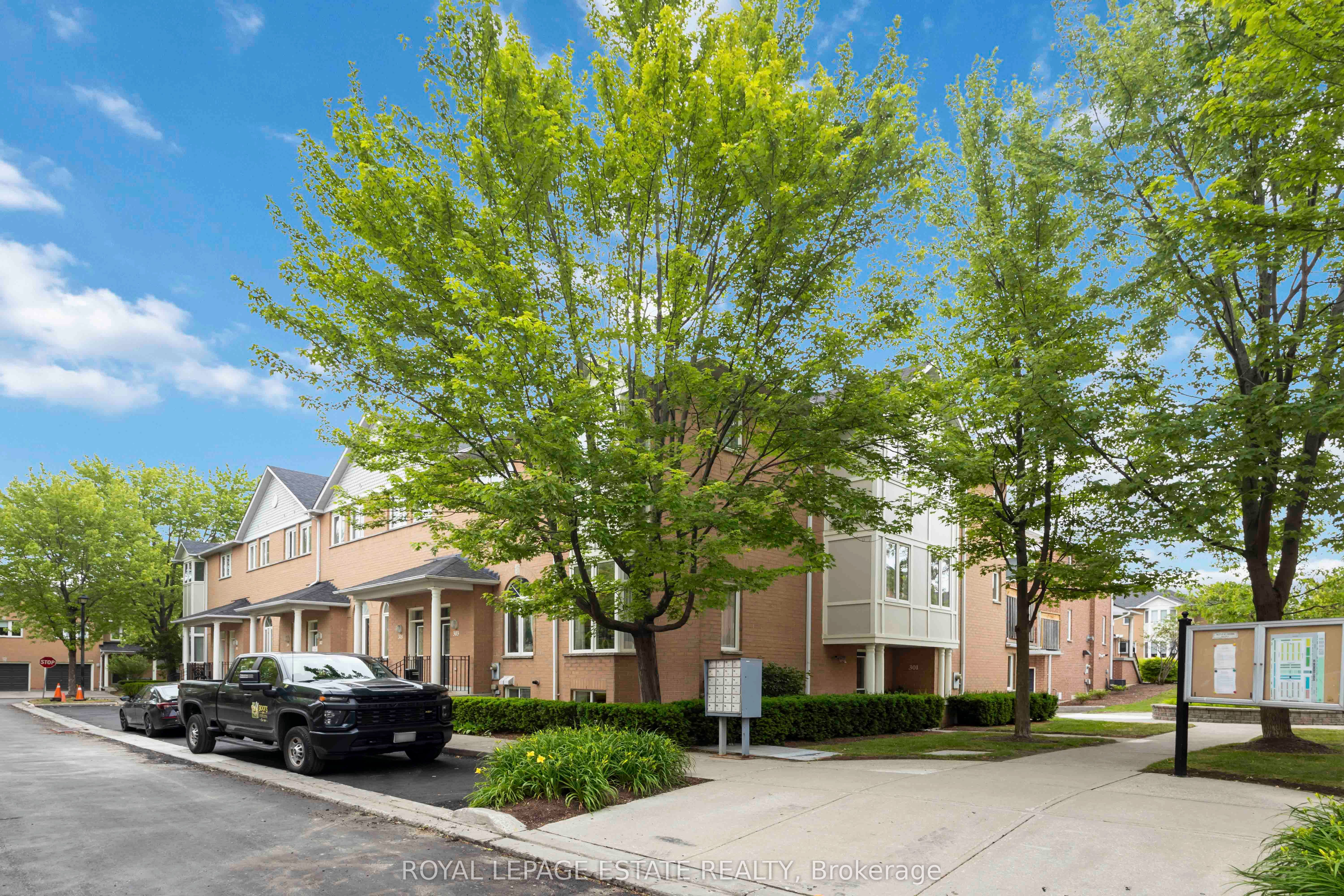 #301 - 83 Mondeo Drive Property Photo 42
