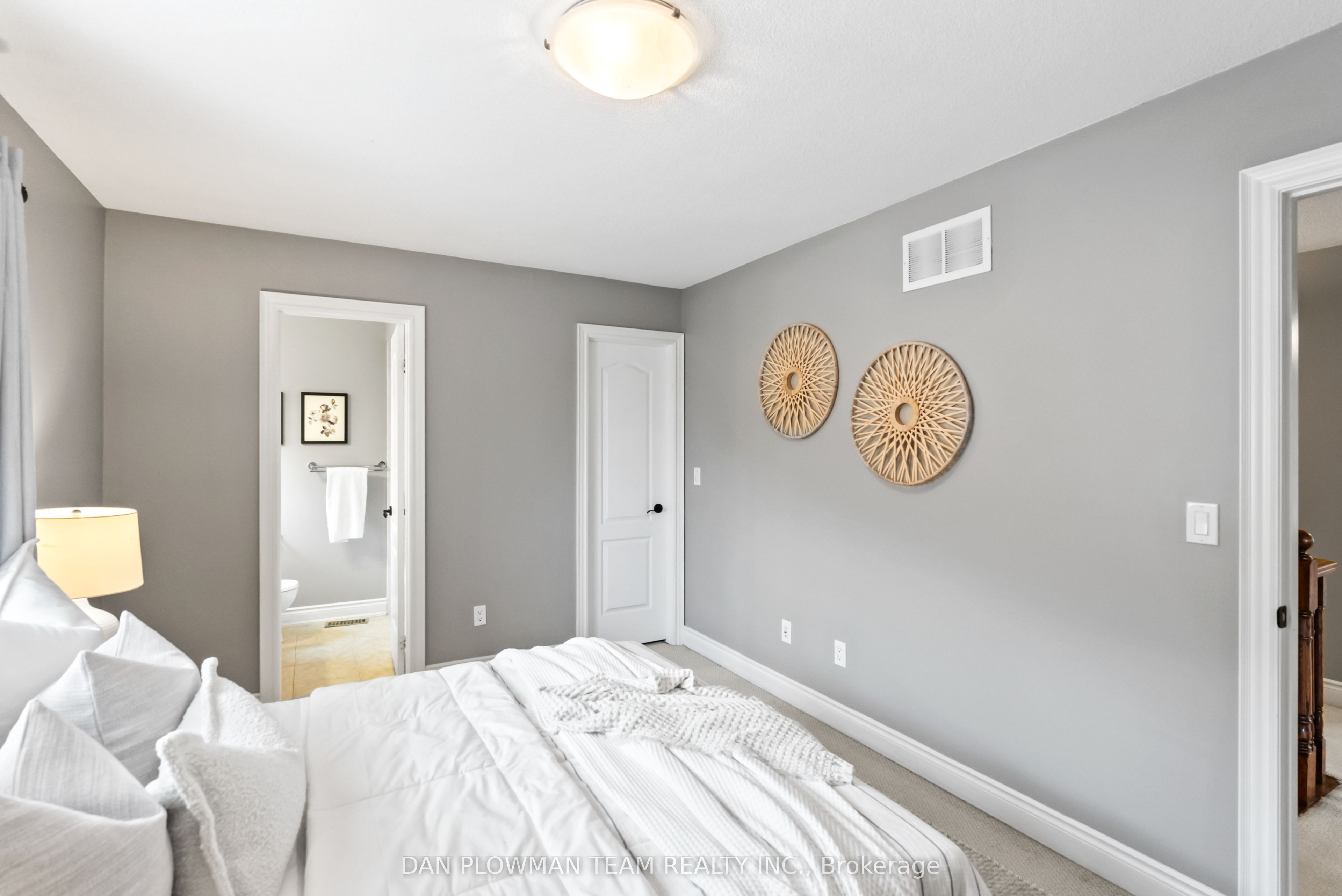 1071 Copperfield Drive Property Photo 37