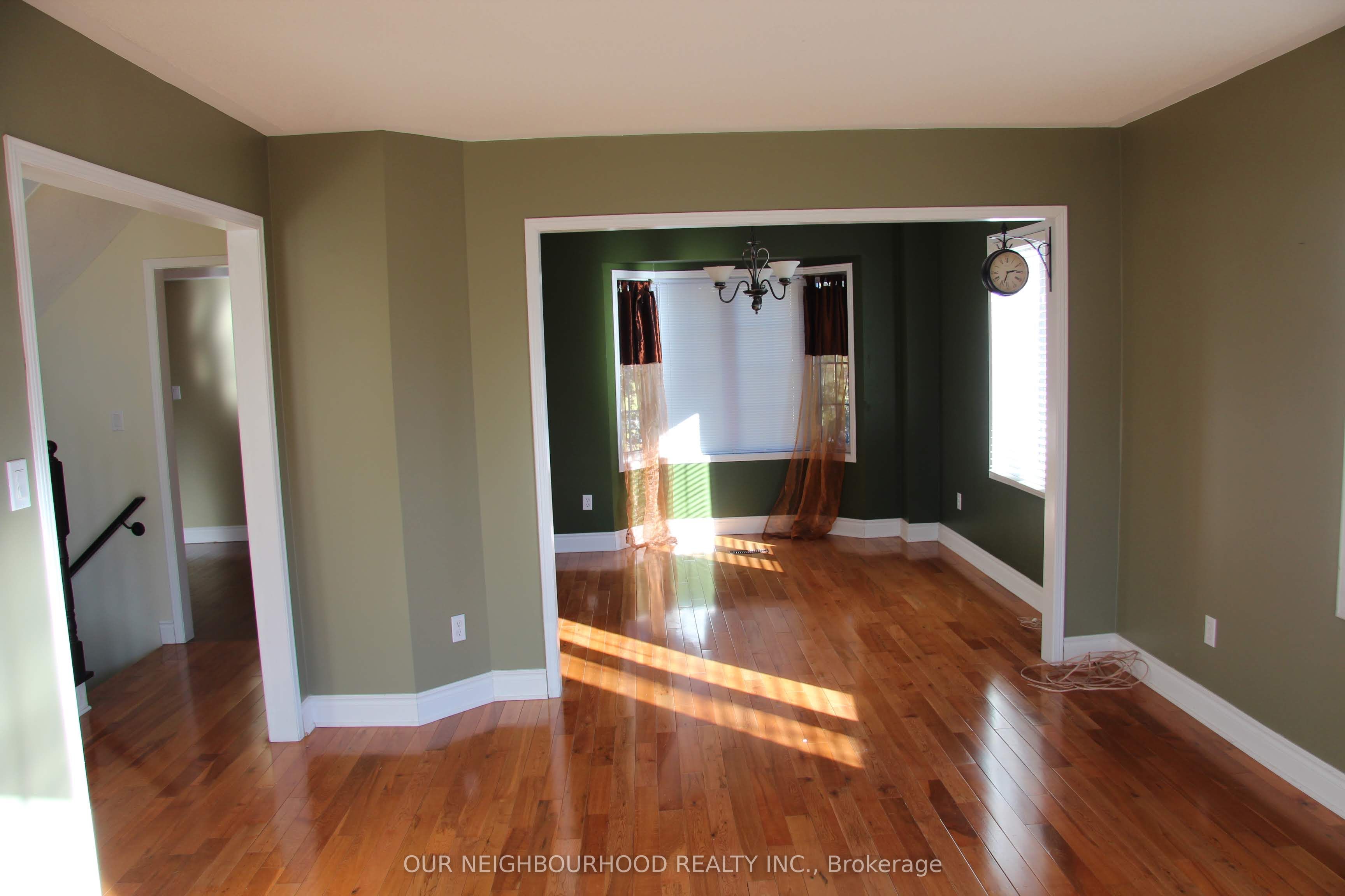 2341 Clearside Court Property Photo 2