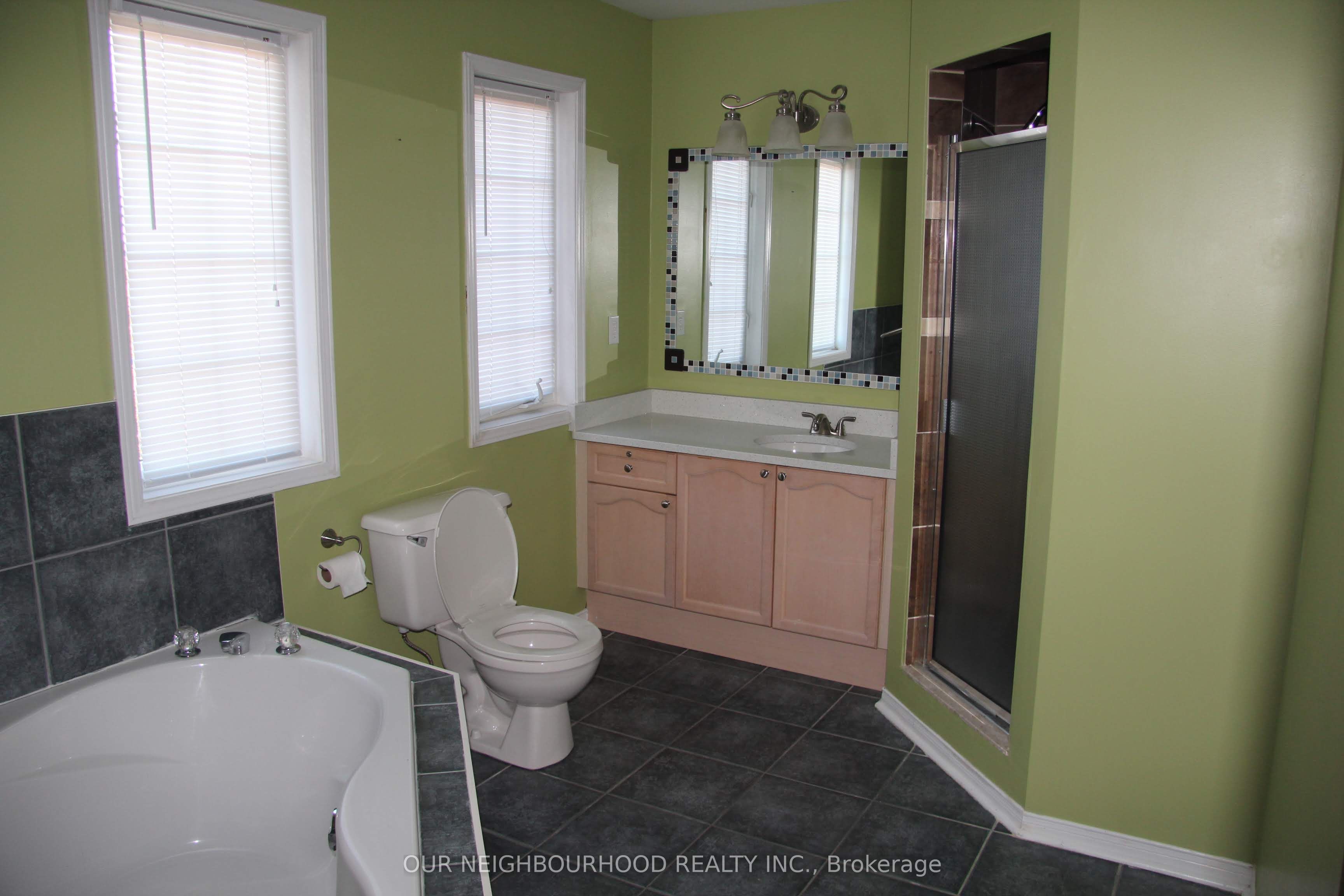 2341 Clearside Court Property Photo 7