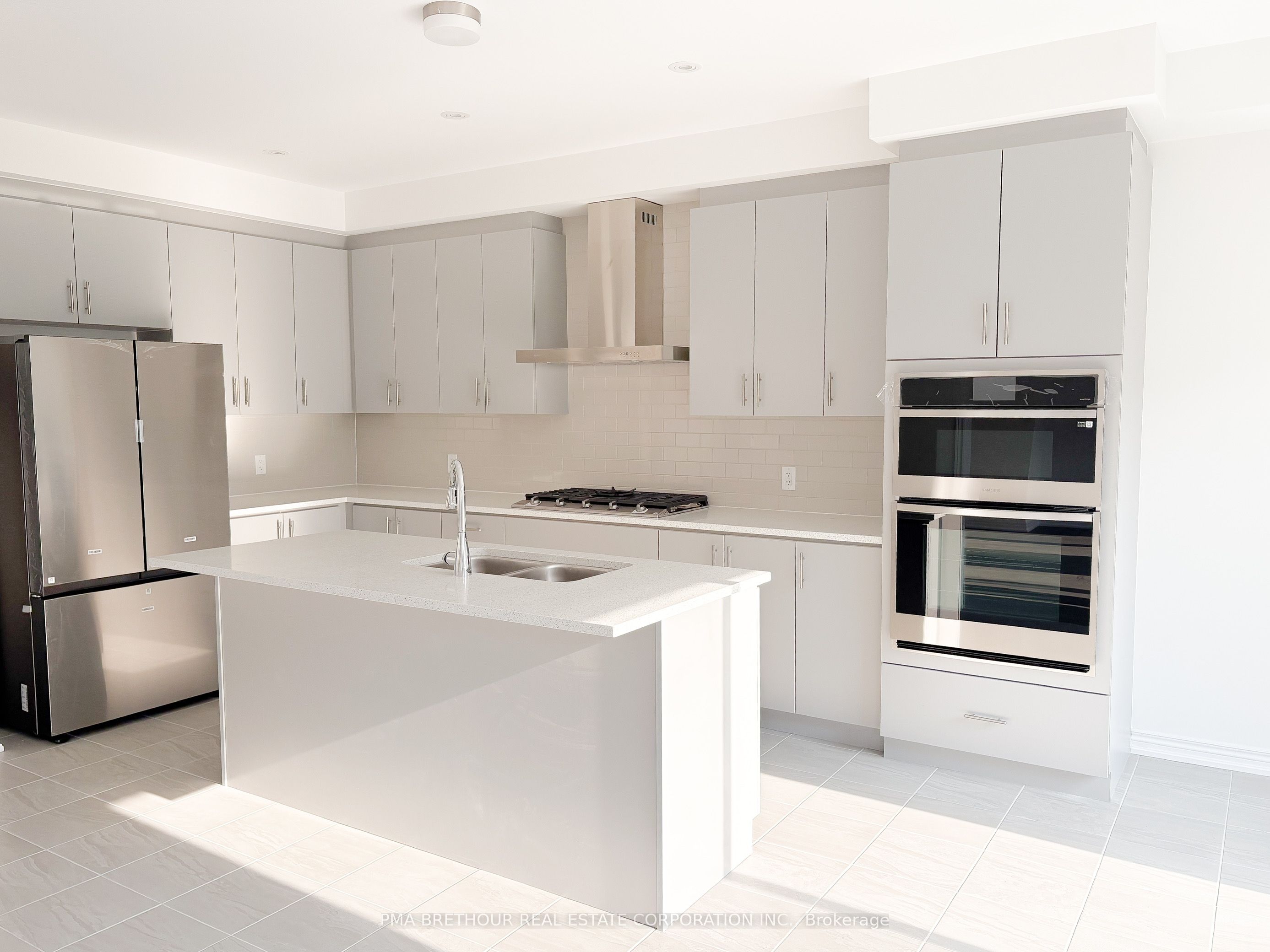 2077 Chris Mason Street Property Photo 5