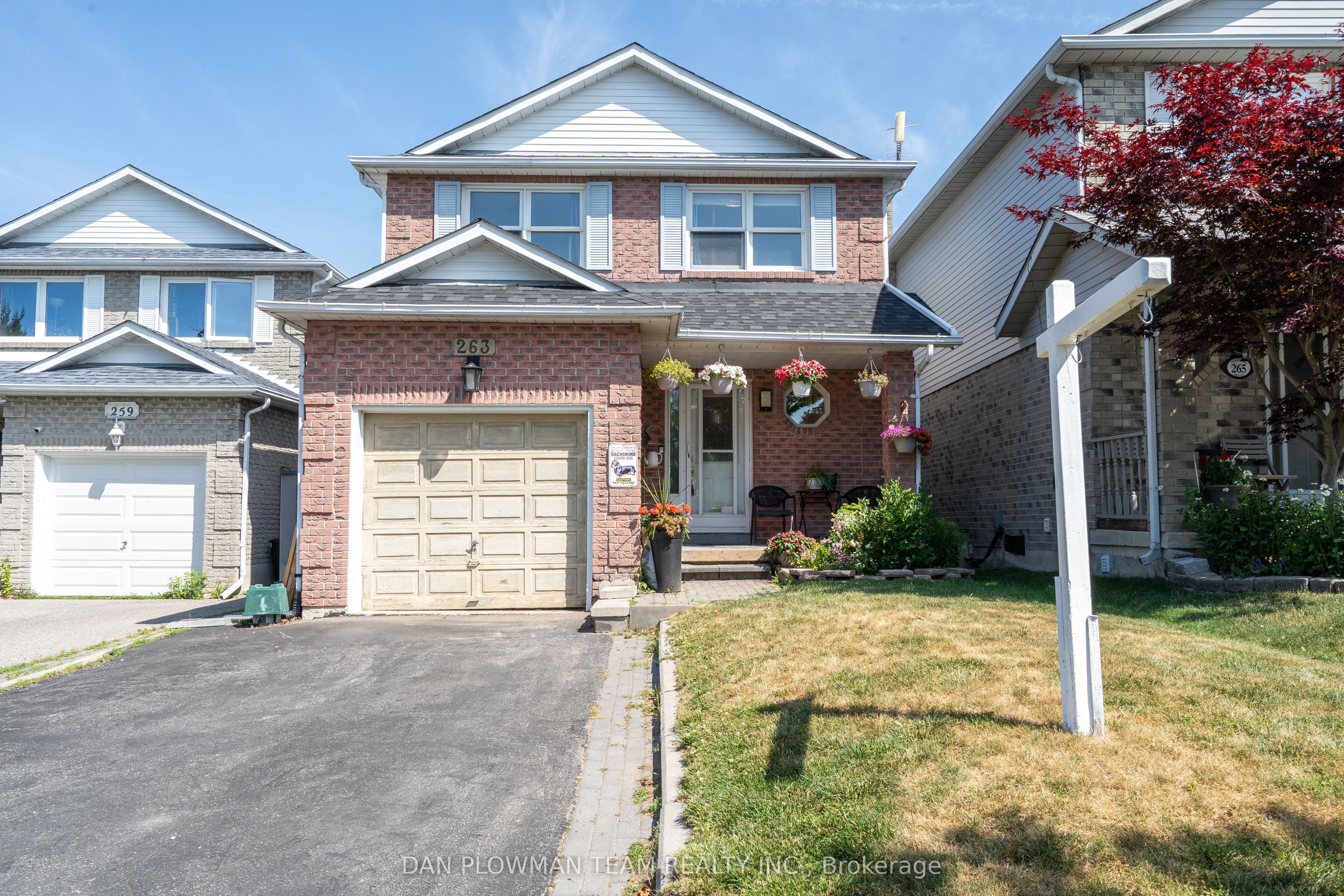 263 Overbank Drive Property Photo 1