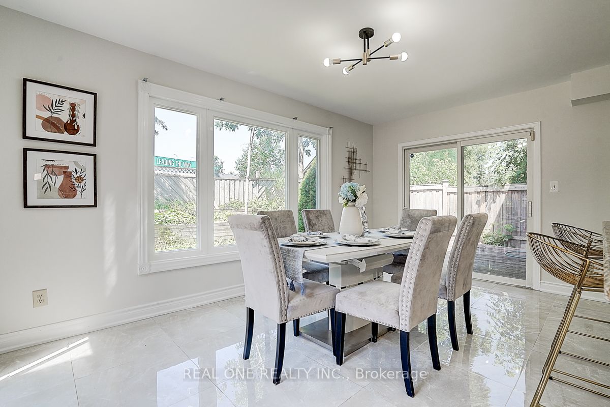 1930 Walreg Drive Property Photo 10