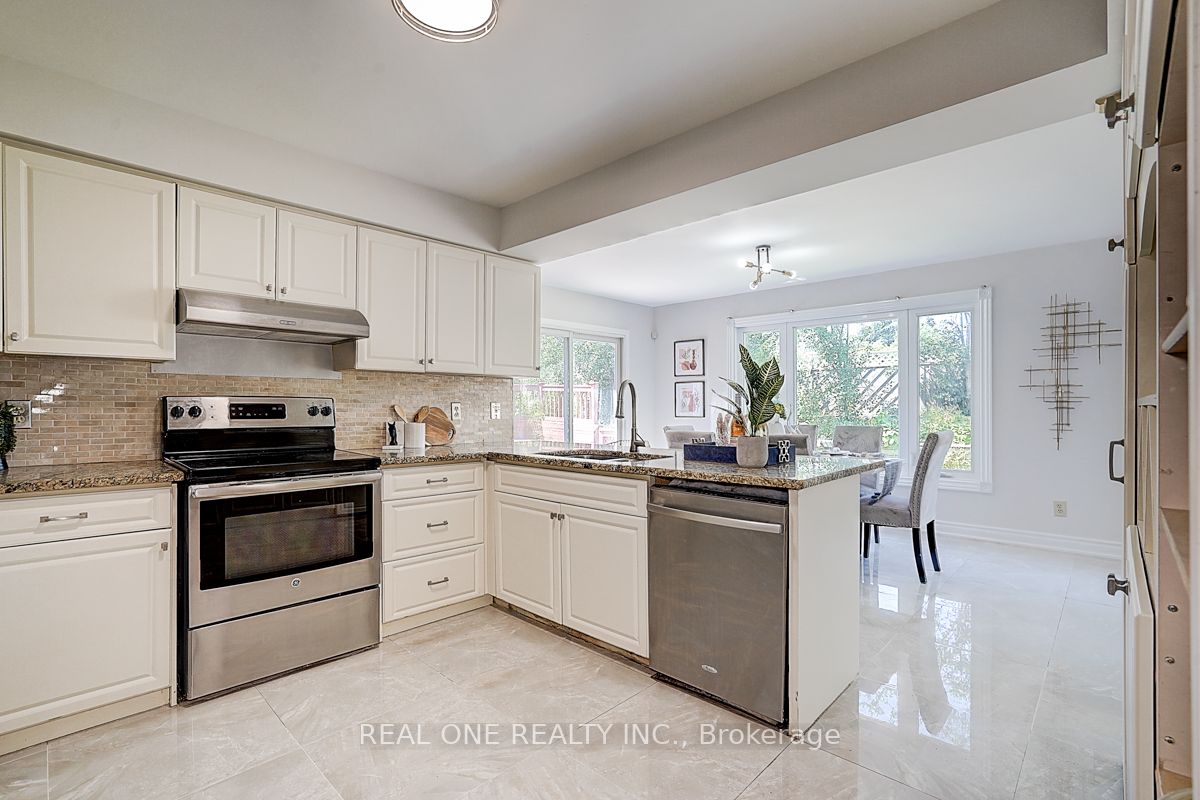 1930 Walreg Drive Property Photo 13