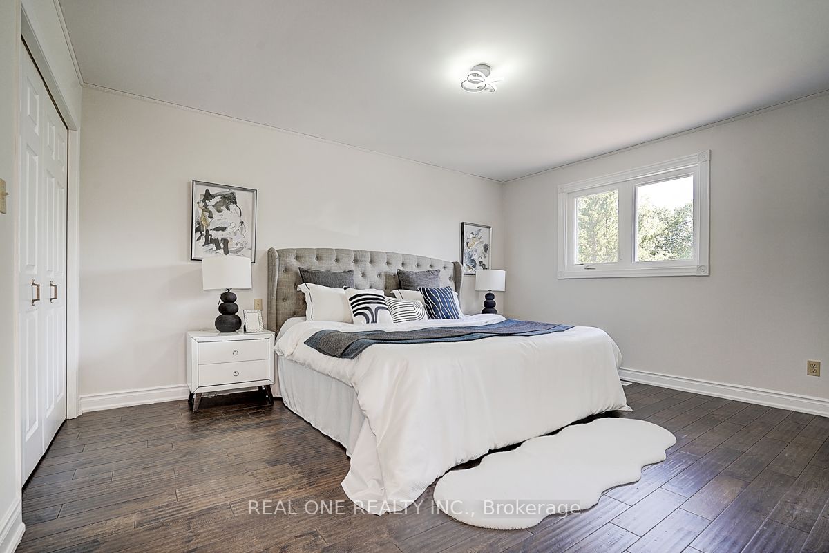 1930 Walreg Drive Property Photo 17