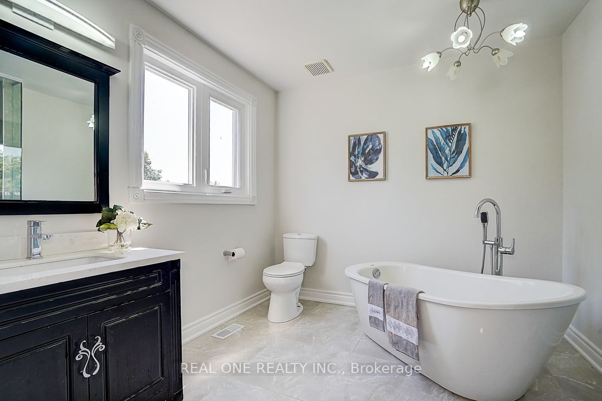 1930 Walreg Drive Property Photo 18