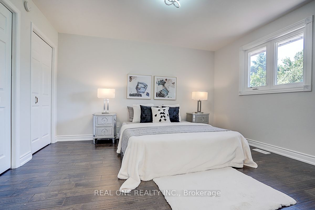 1930 Walreg Drive Property Photo 22