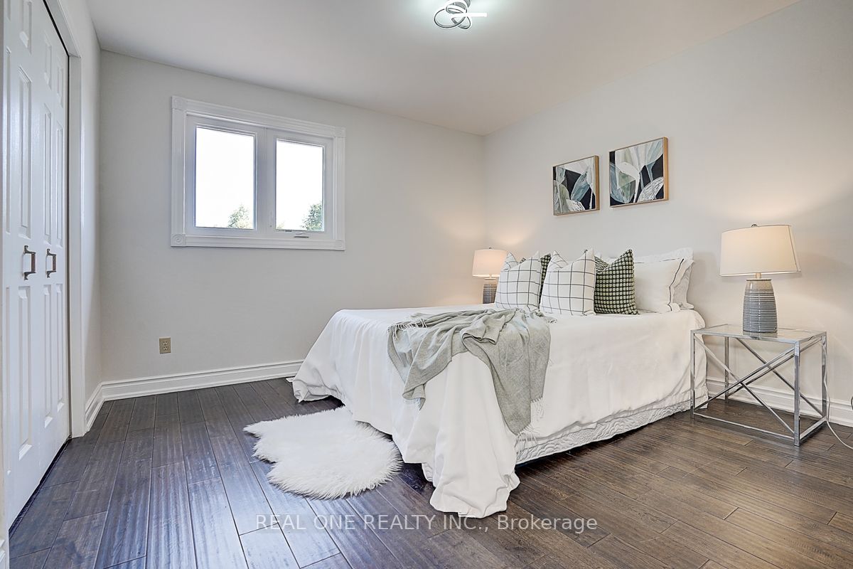 1930 Walreg Drive Property Photo 23