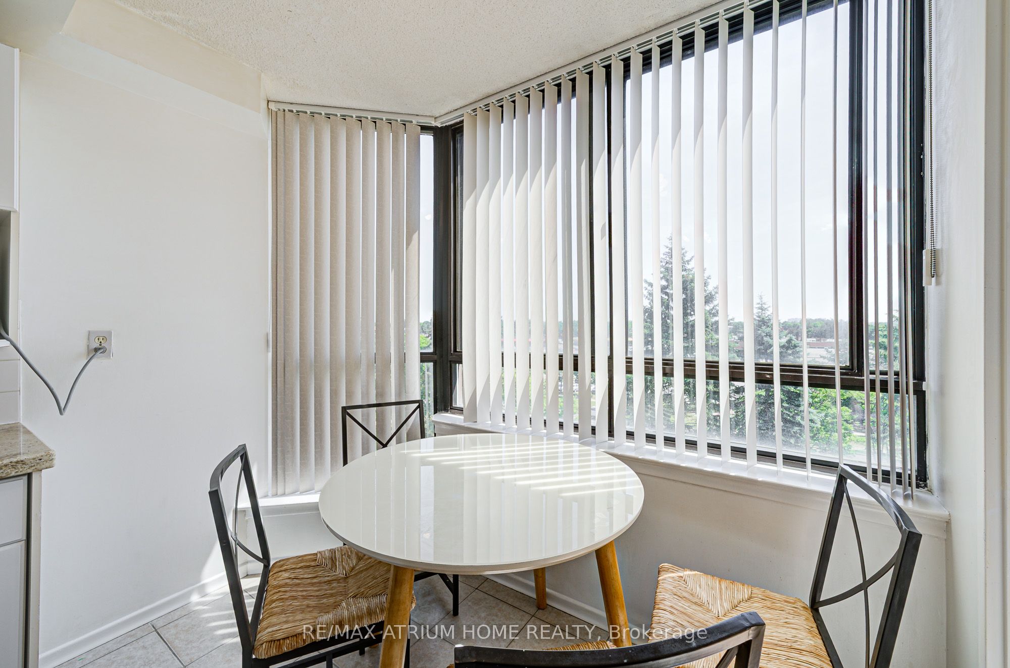 75 Bamburgh Circle 524 Property Photo 22