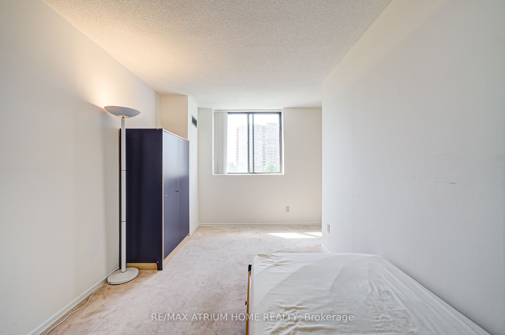 75 Bamburgh Circle 524 Property Photo 33