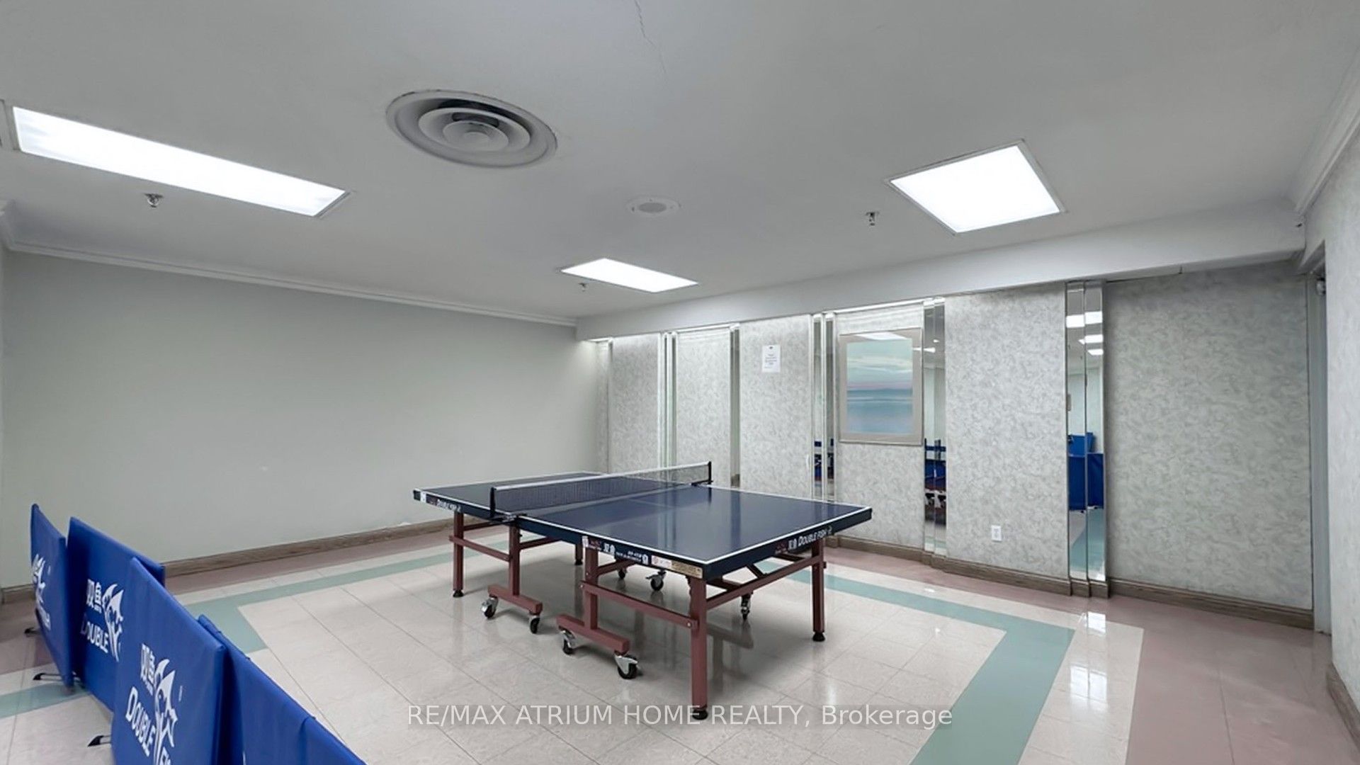 75 Bamburgh Circle 524 Property Photo 44